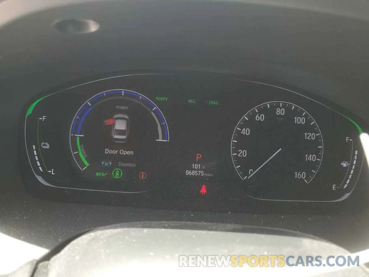9 Photograph of a damaged car 19XZE4F50KE006314 HONDA INSIGHT 2019