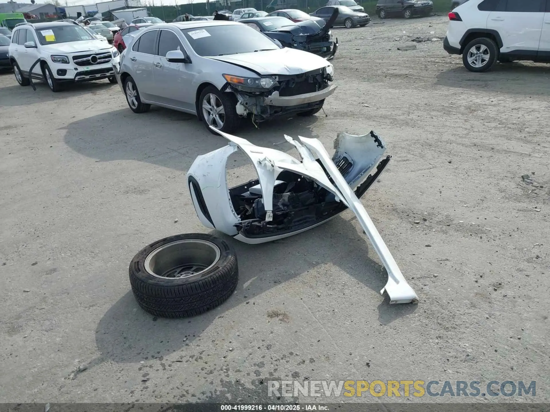 12 Photograph of a damaged car 19XZE4F50KE010136 HONDA INSIGHT 2019