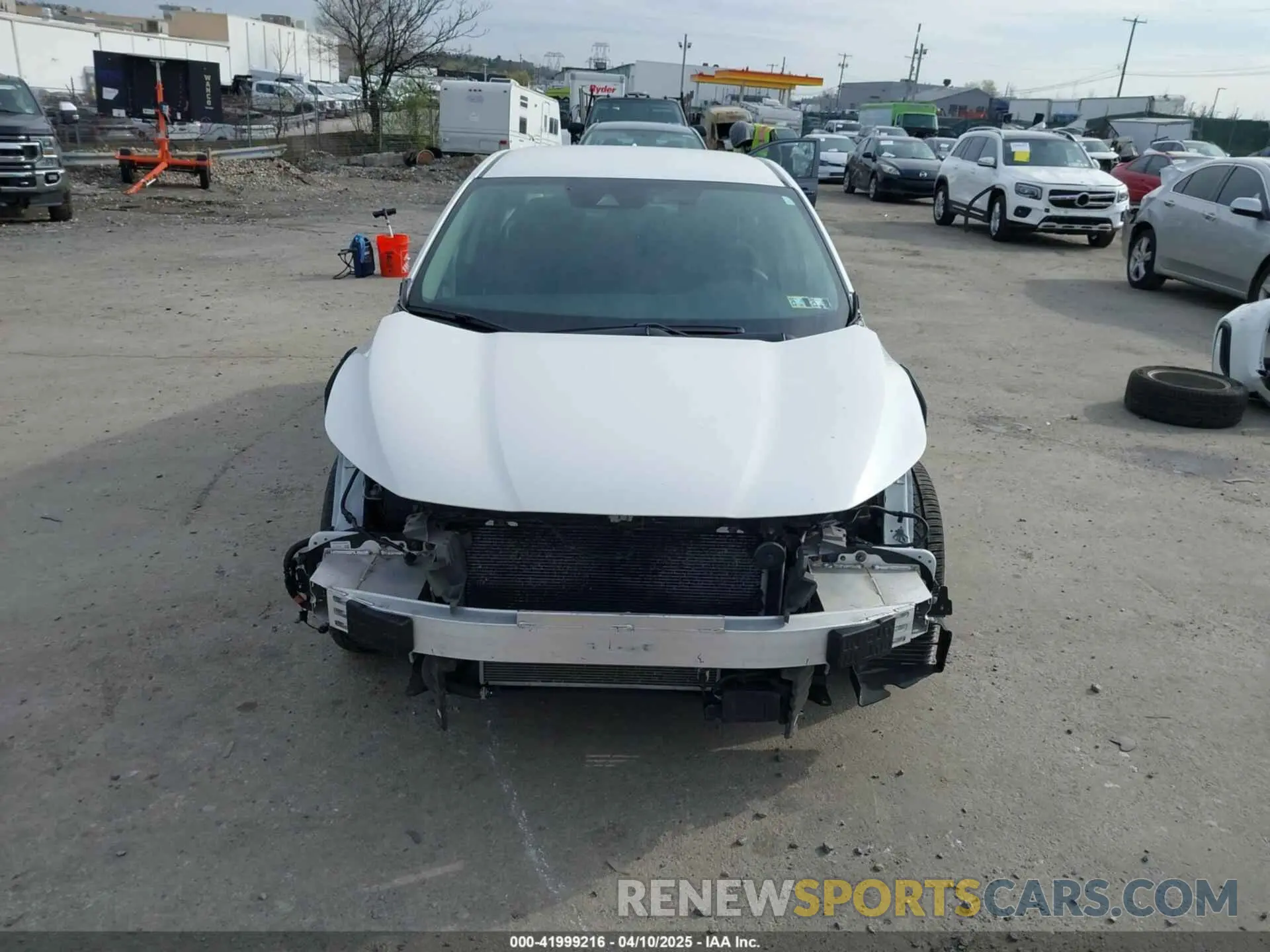 13 Photograph of a damaged car 19XZE4F50KE010136 HONDA INSIGHT 2019