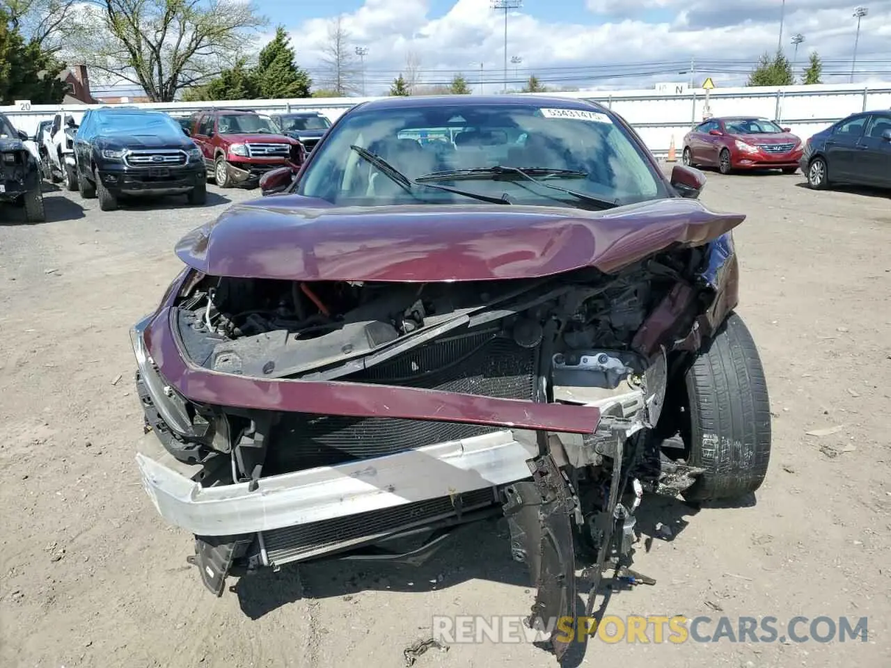 5 Photograph of a damaged car 19XZE4F50KE021699 HONDA INSIGHT 2019