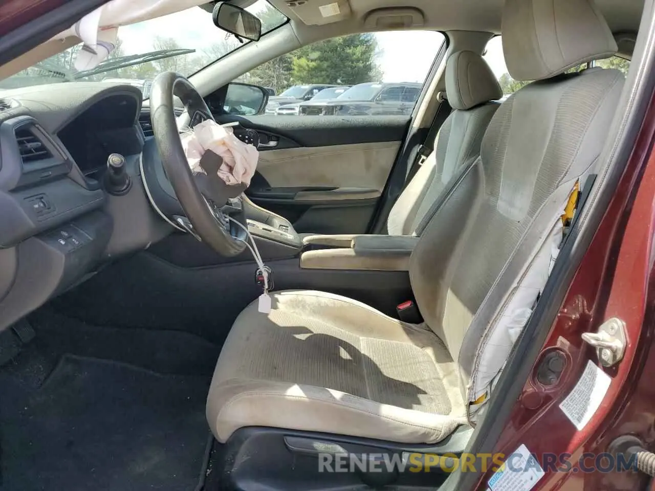 7 Photograph of a damaged car 19XZE4F50KE021699 HONDA INSIGHT 2019
