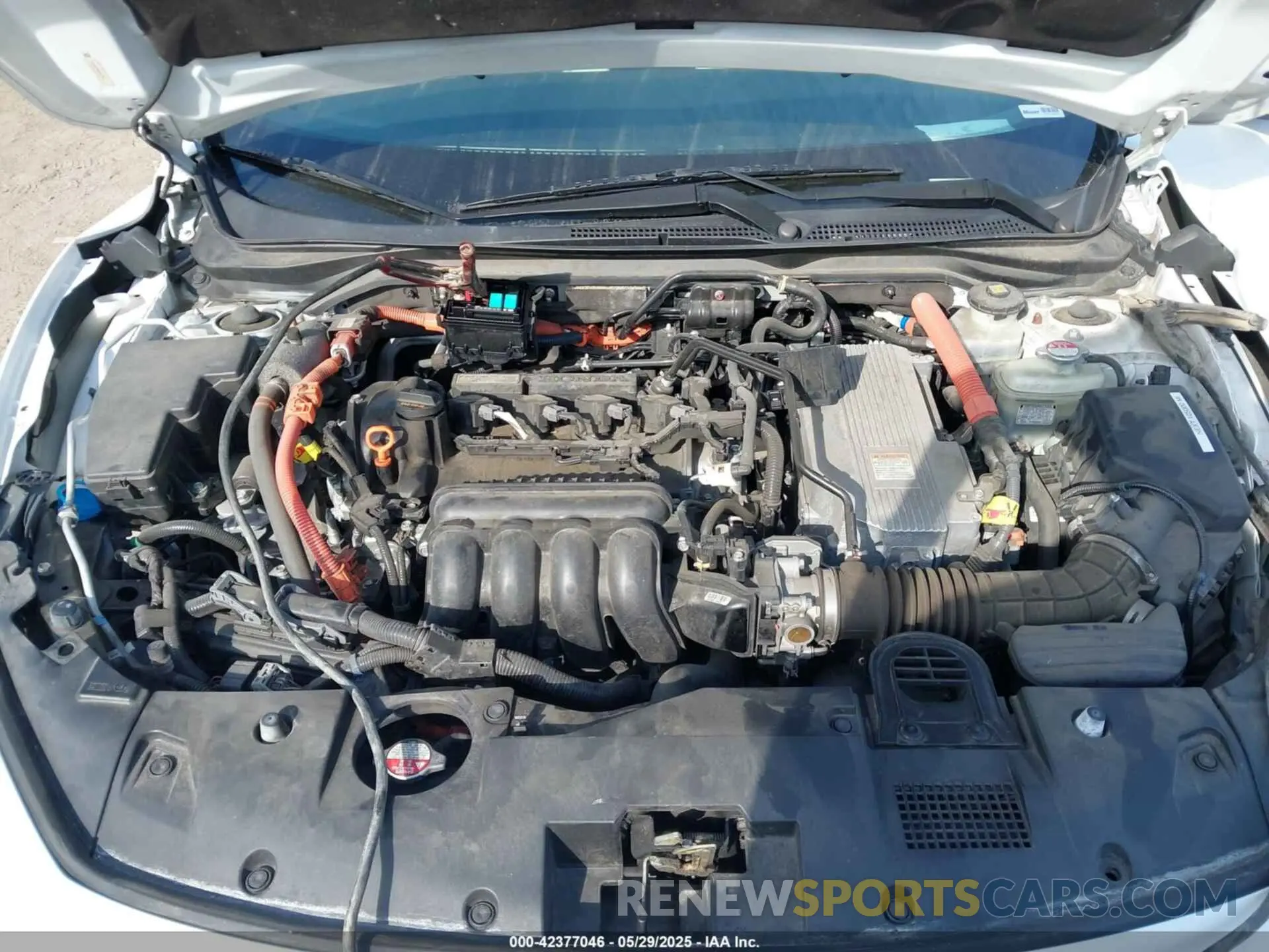 10 Photograph of a damaged car 19XZE4F50KE027924 HONDA INSIGHT 2019