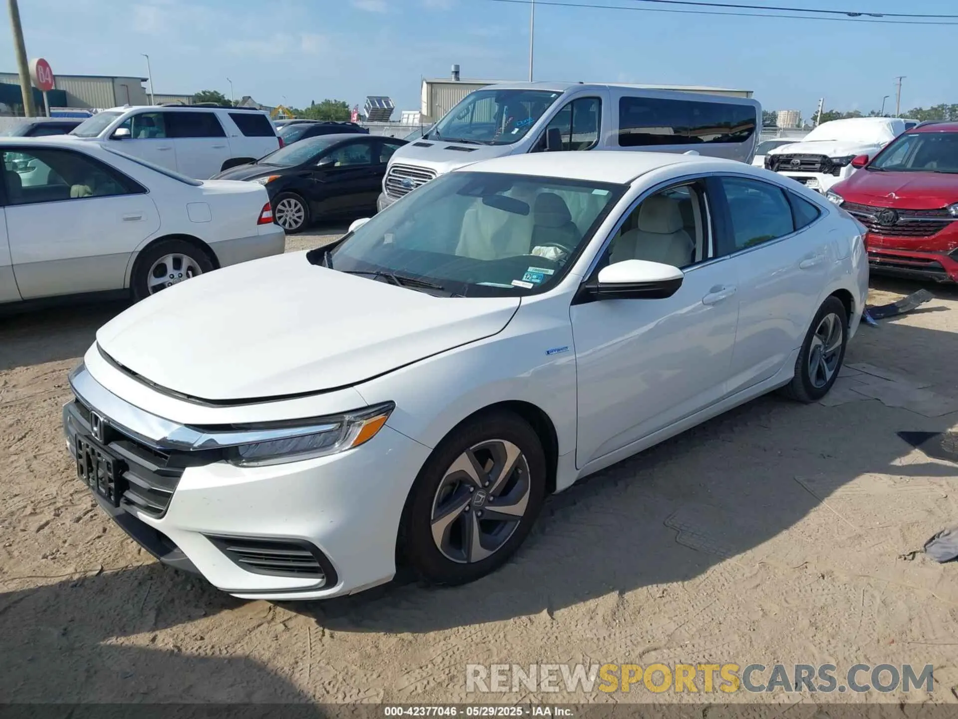 2 Photograph of a damaged car 19XZE4F50KE027924 HONDA INSIGHT 2019