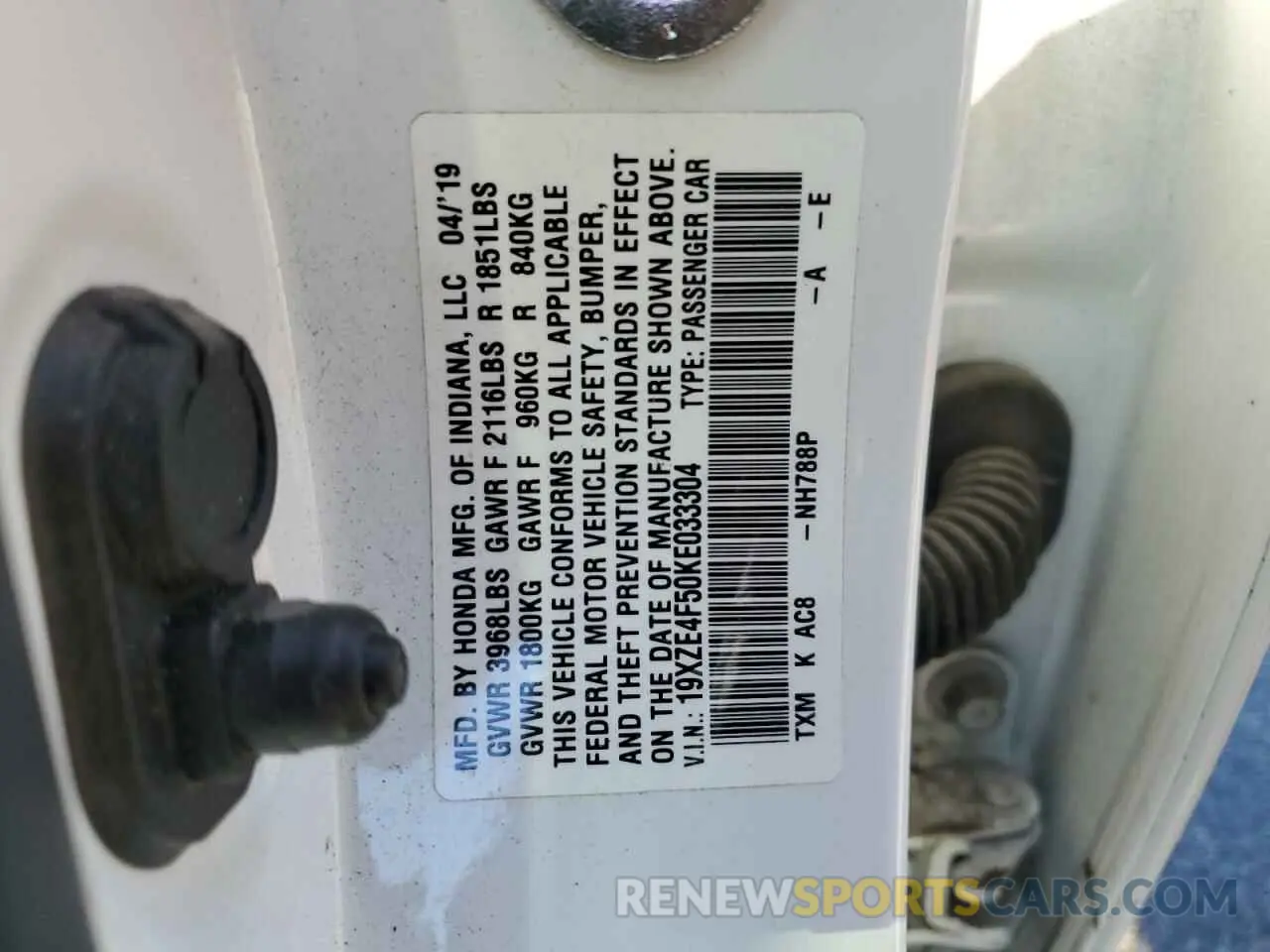 12 Photograph of a damaged car 19XZE4F50KE033304 HONDA INSIGHT 2019