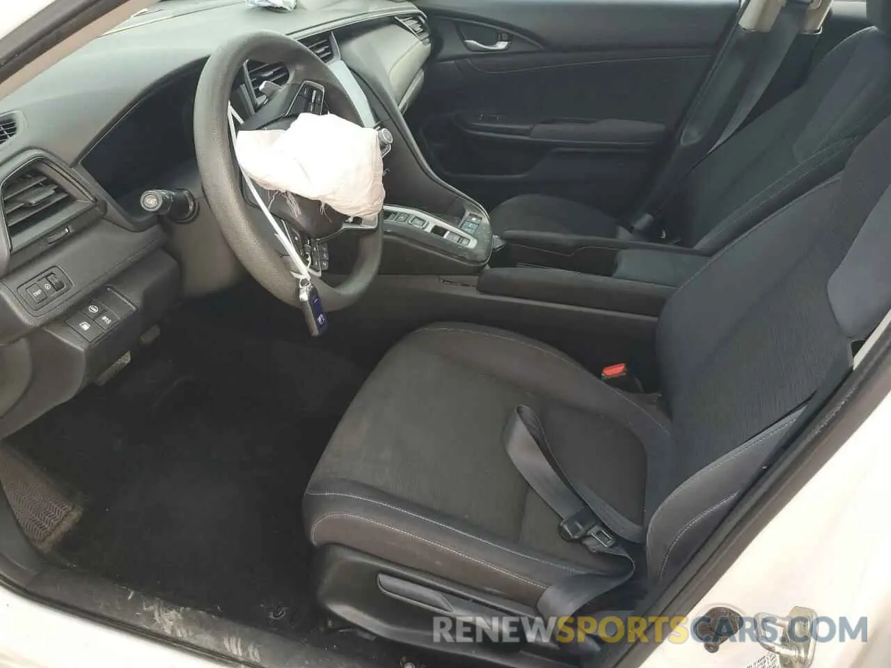 7 Photograph of a damaged car 19XZE4F50KE033304 HONDA INSIGHT 2019