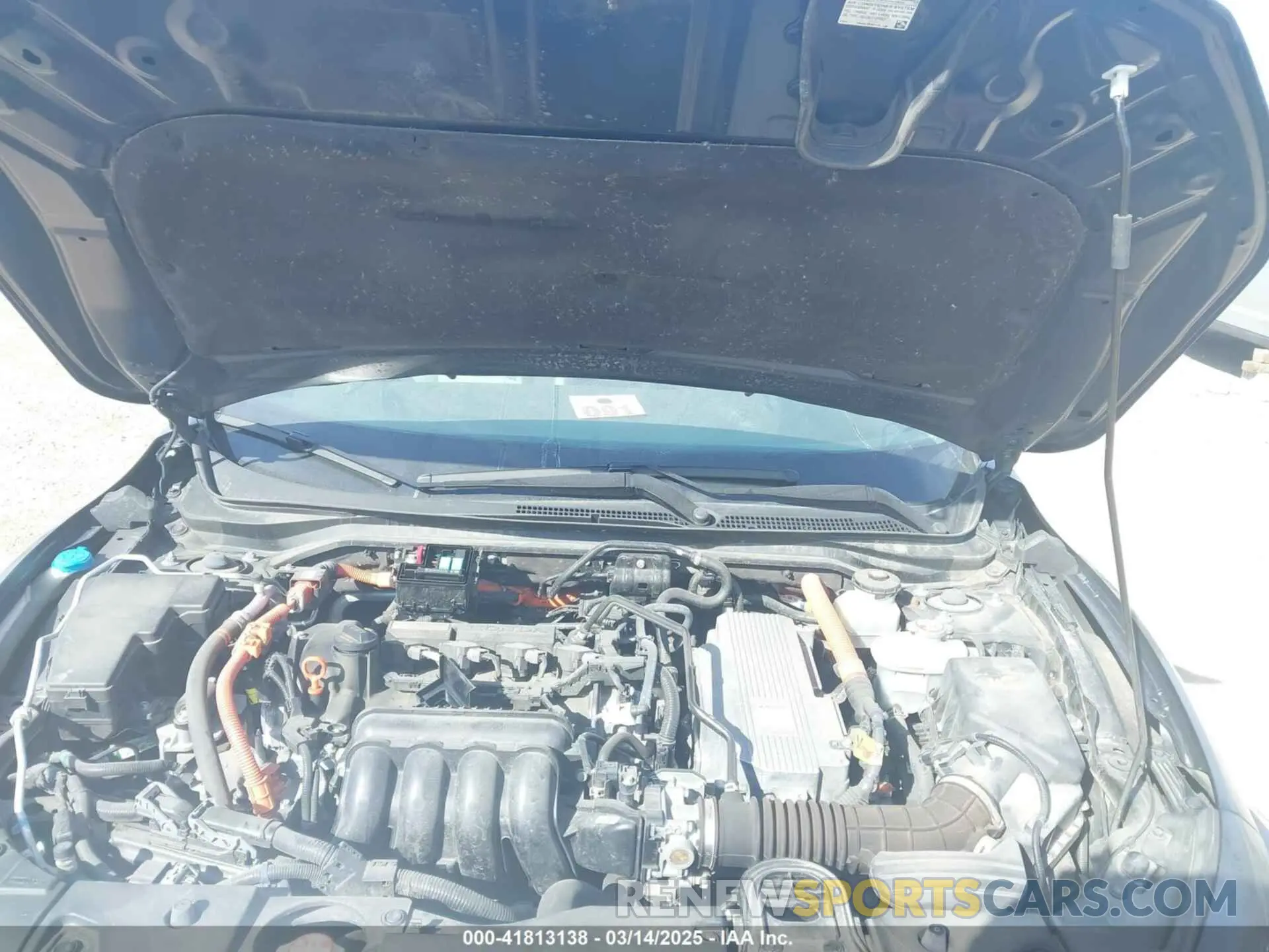 10 Photograph of a damaged car 19XZE4F51KE022571 HONDA INSIGHT 2019