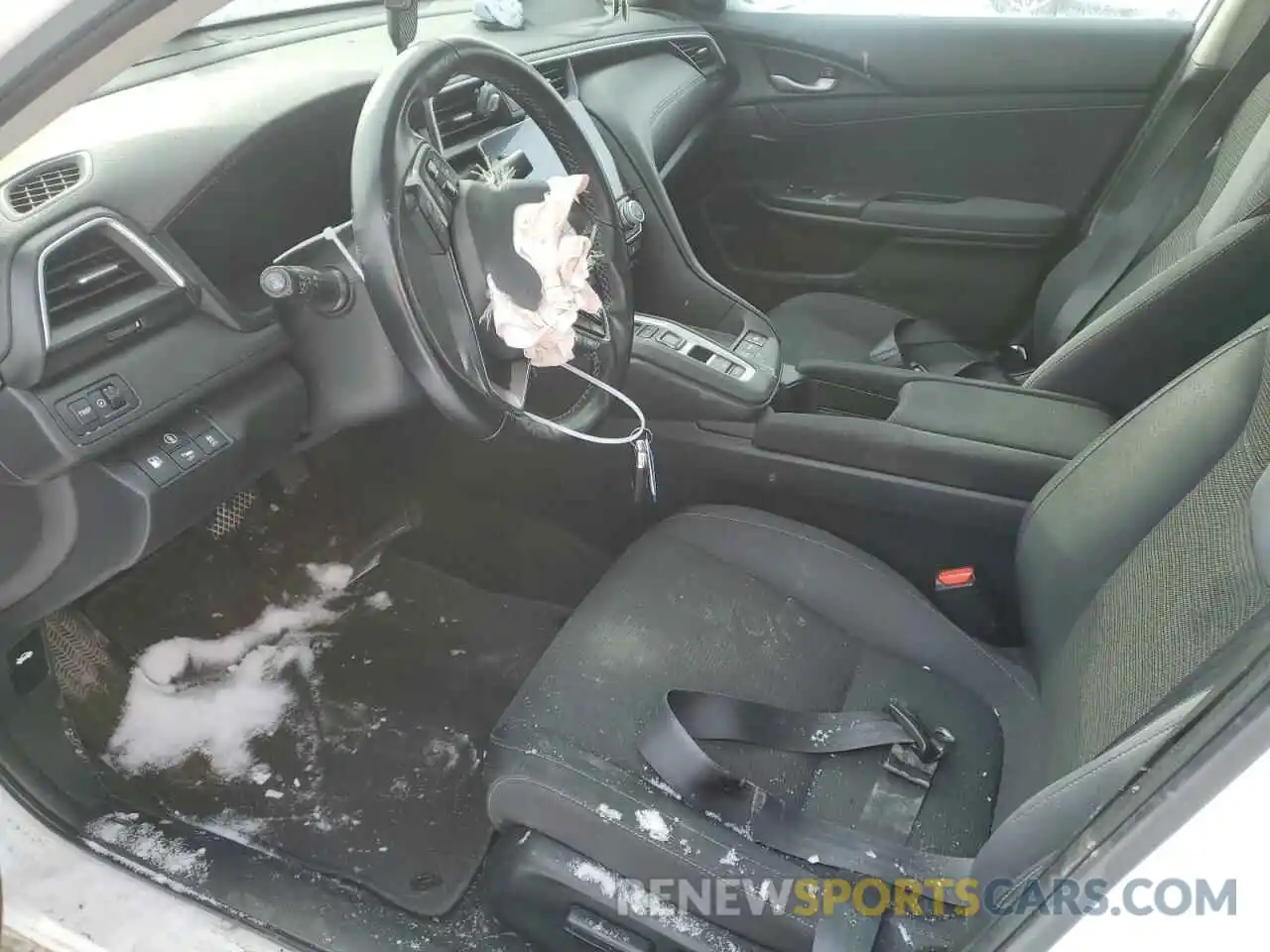 7 Photograph of a damaged car 19XZE4F51KE400579 HONDA INSIGHT 2019