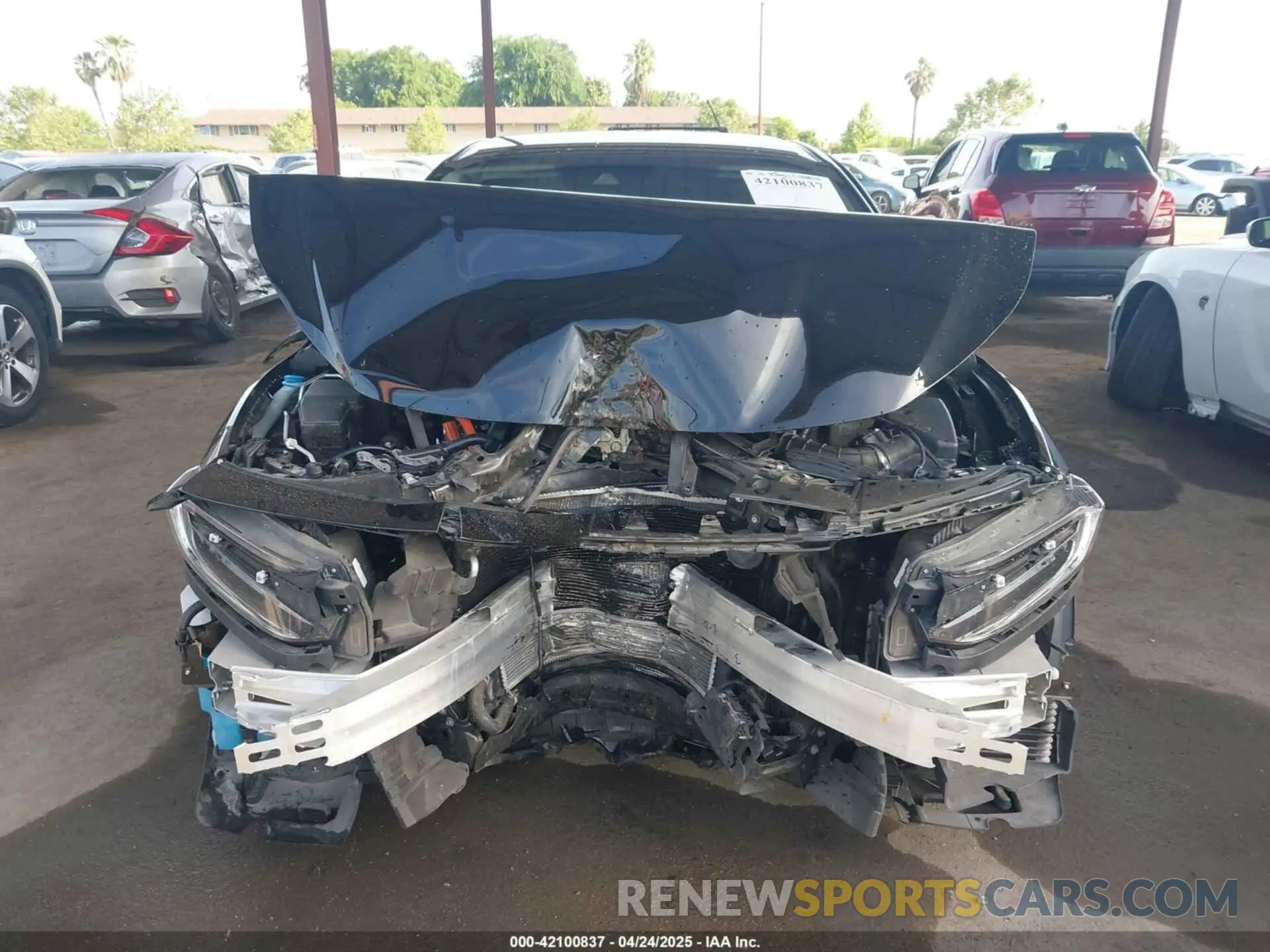 13 Photograph of a damaged car 19XZE4F52KE014737 HONDA INSIGHT 2019