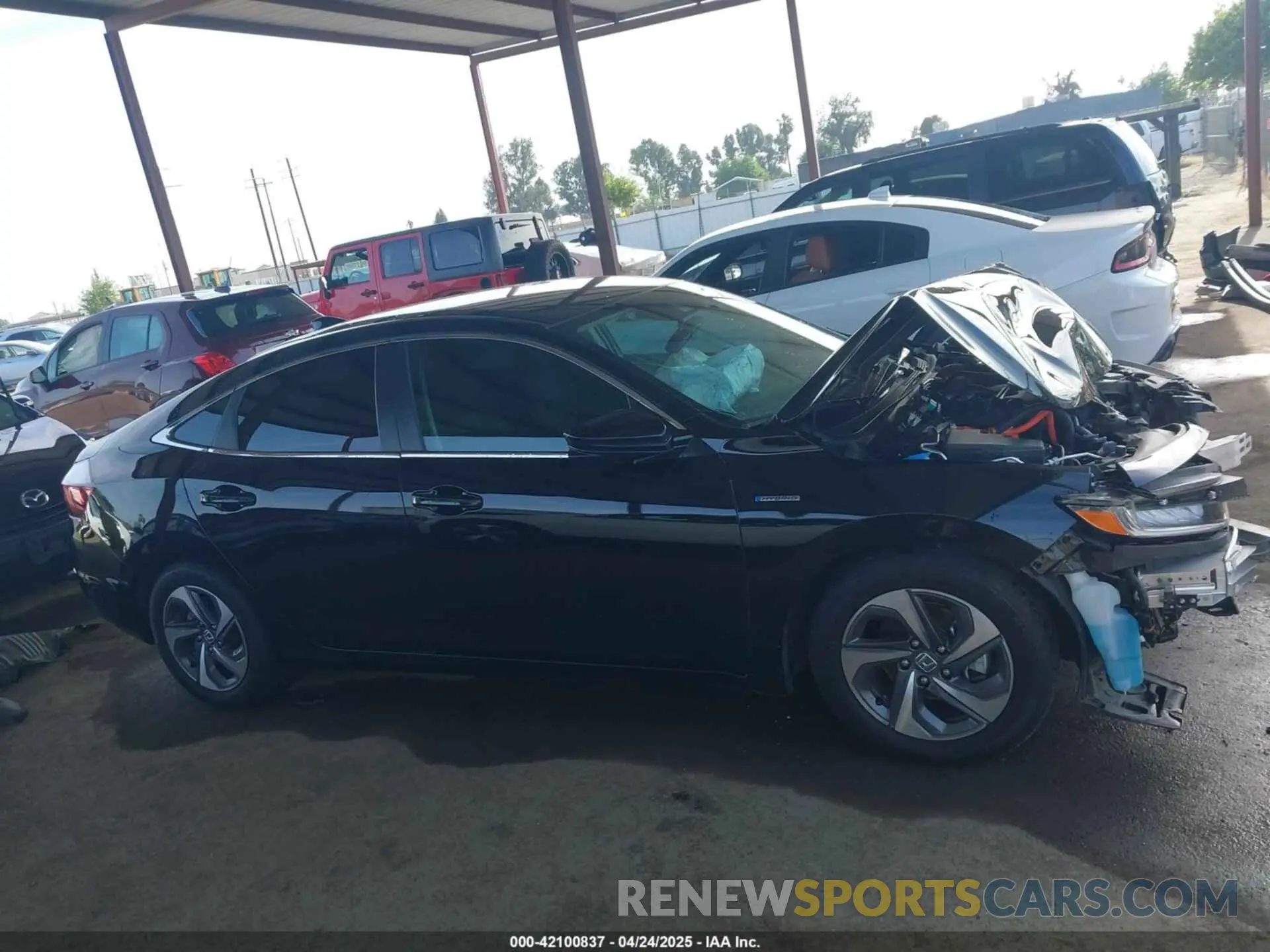 14 Photograph of a damaged car 19XZE4F52KE014737 HONDA INSIGHT 2019