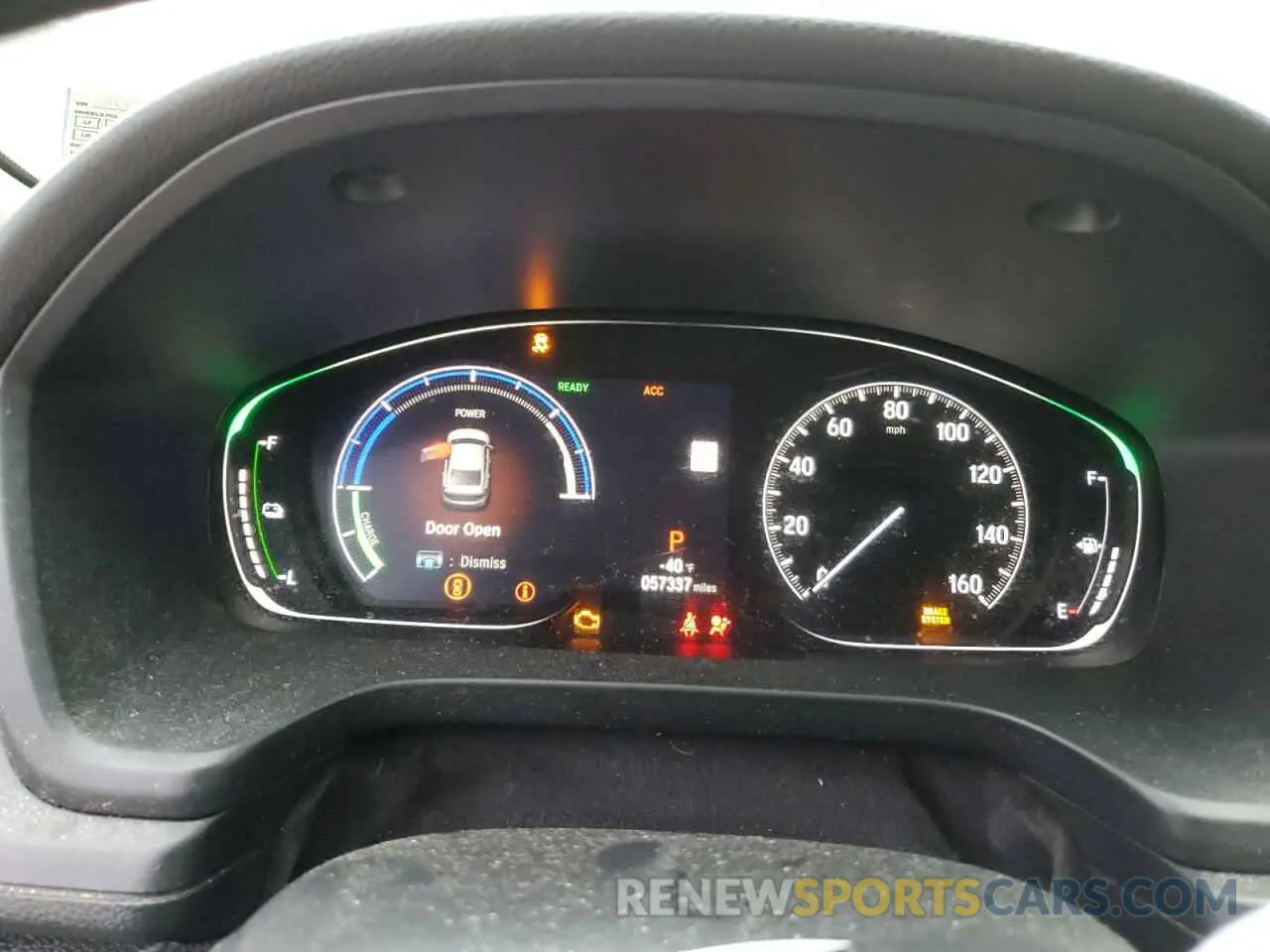 9 Photograph of a damaged car 19XZE4F53KE005089 HONDA INSIGHT 2019