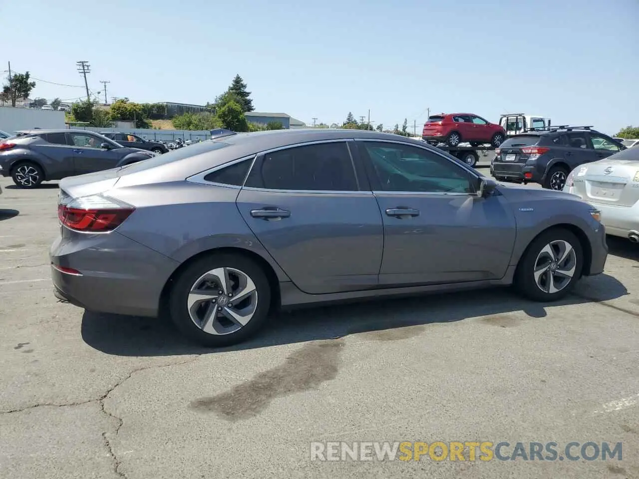 3 Photograph of a damaged car 19XZE4F53KE006890 HONDA INSIGHT 2019