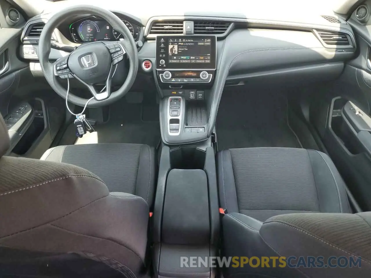 8 Photograph of a damaged car 19XZE4F53KE006890 HONDA INSIGHT 2019
