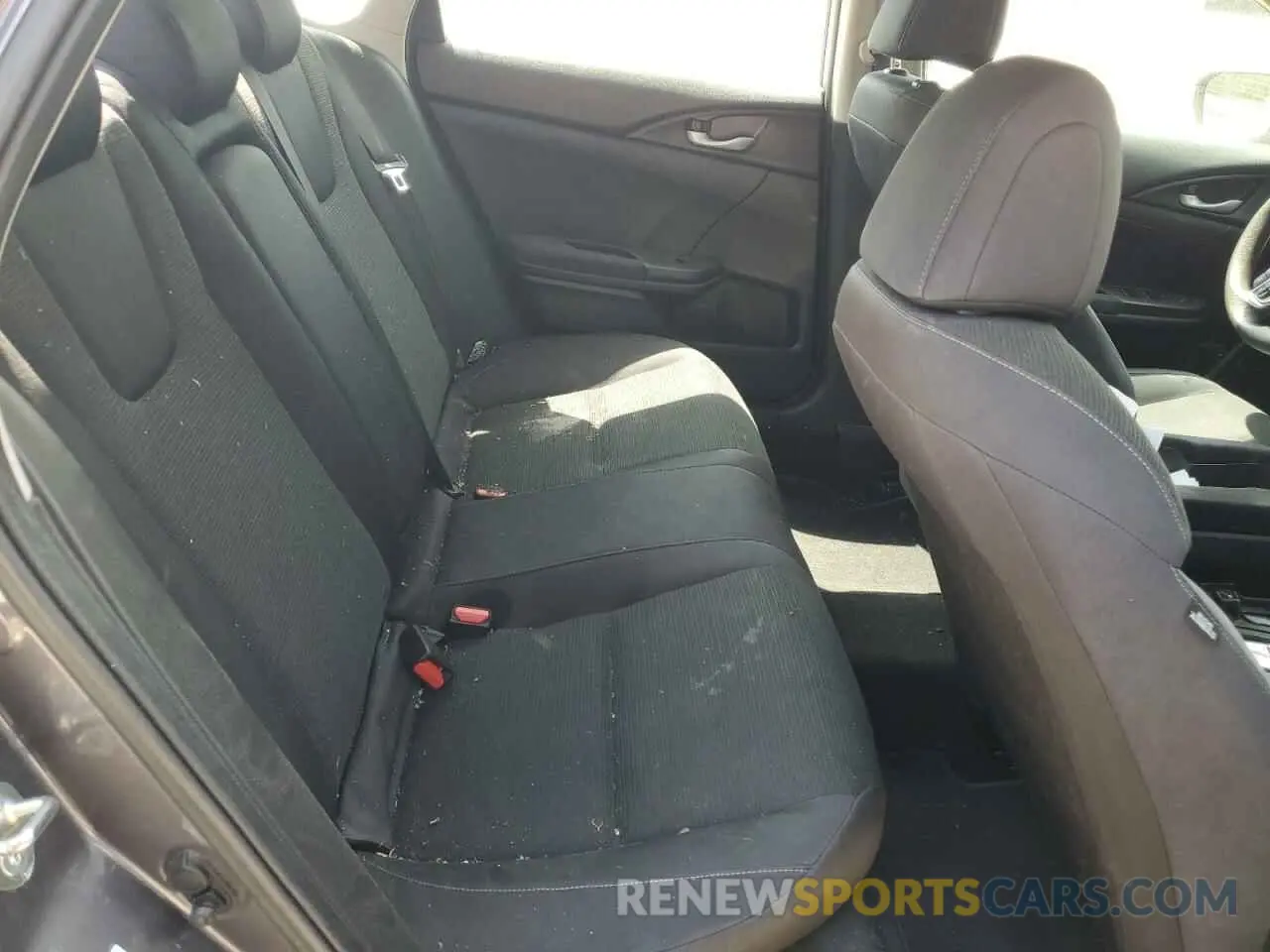 10 Photograph of a damaged car 19XZE4F54KE008079 HONDA INSIGHT 2019