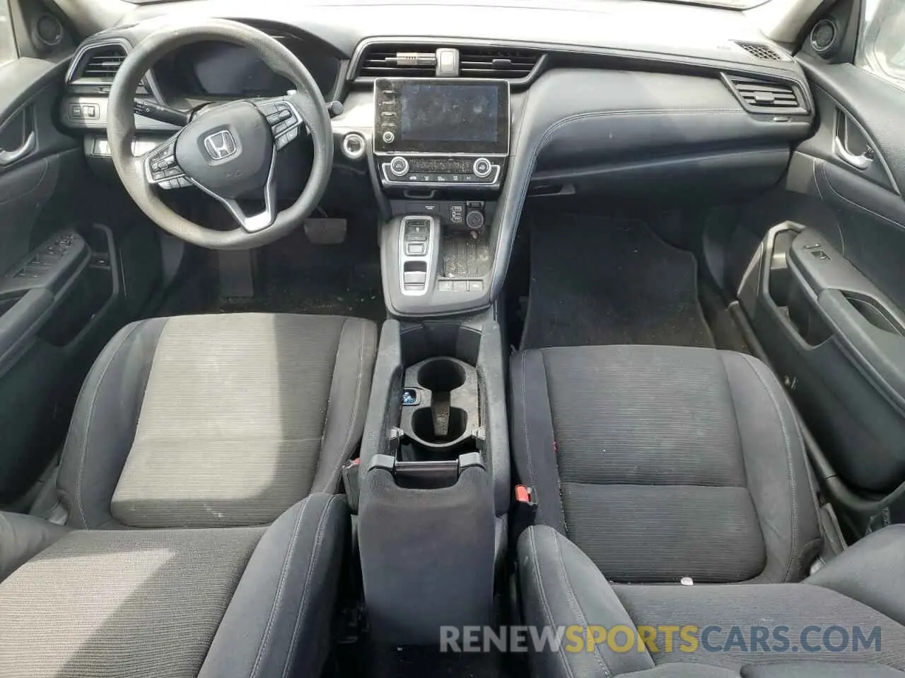 8 Photograph of a damaged car 19XZE4F54KE008079 HONDA INSIGHT 2019