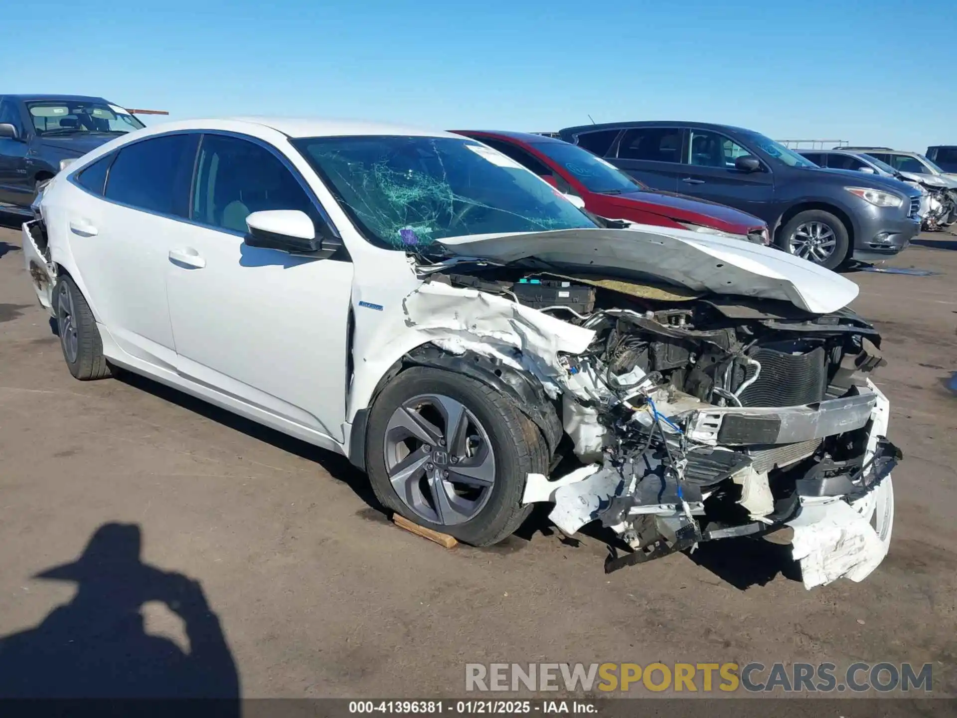 1 Photograph of a damaged car 19XZE4F54KE022533 HONDA INSIGHT 2019