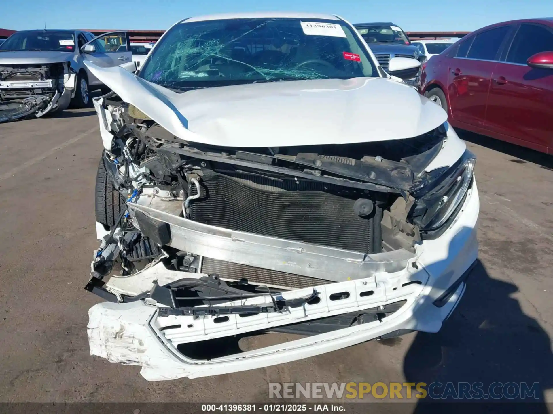 12 Photograph of a damaged car 19XZE4F54KE022533 HONDA INSIGHT 2019