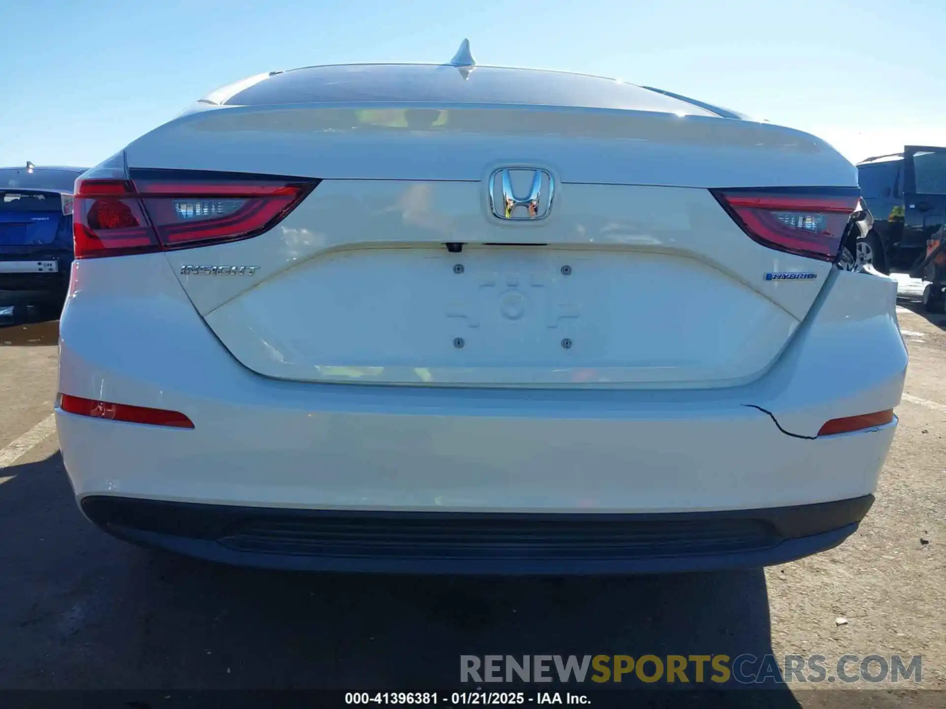 16 Photograph of a damaged car 19XZE4F54KE022533 HONDA INSIGHT 2019