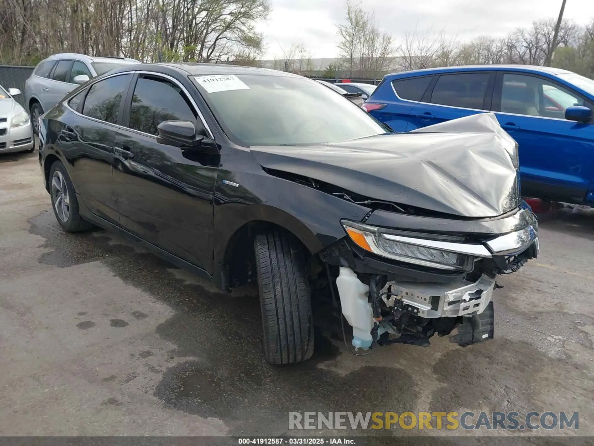 1 Photograph of a damaged car 19XZE4F54KE024461 HONDA INSIGHT 2019