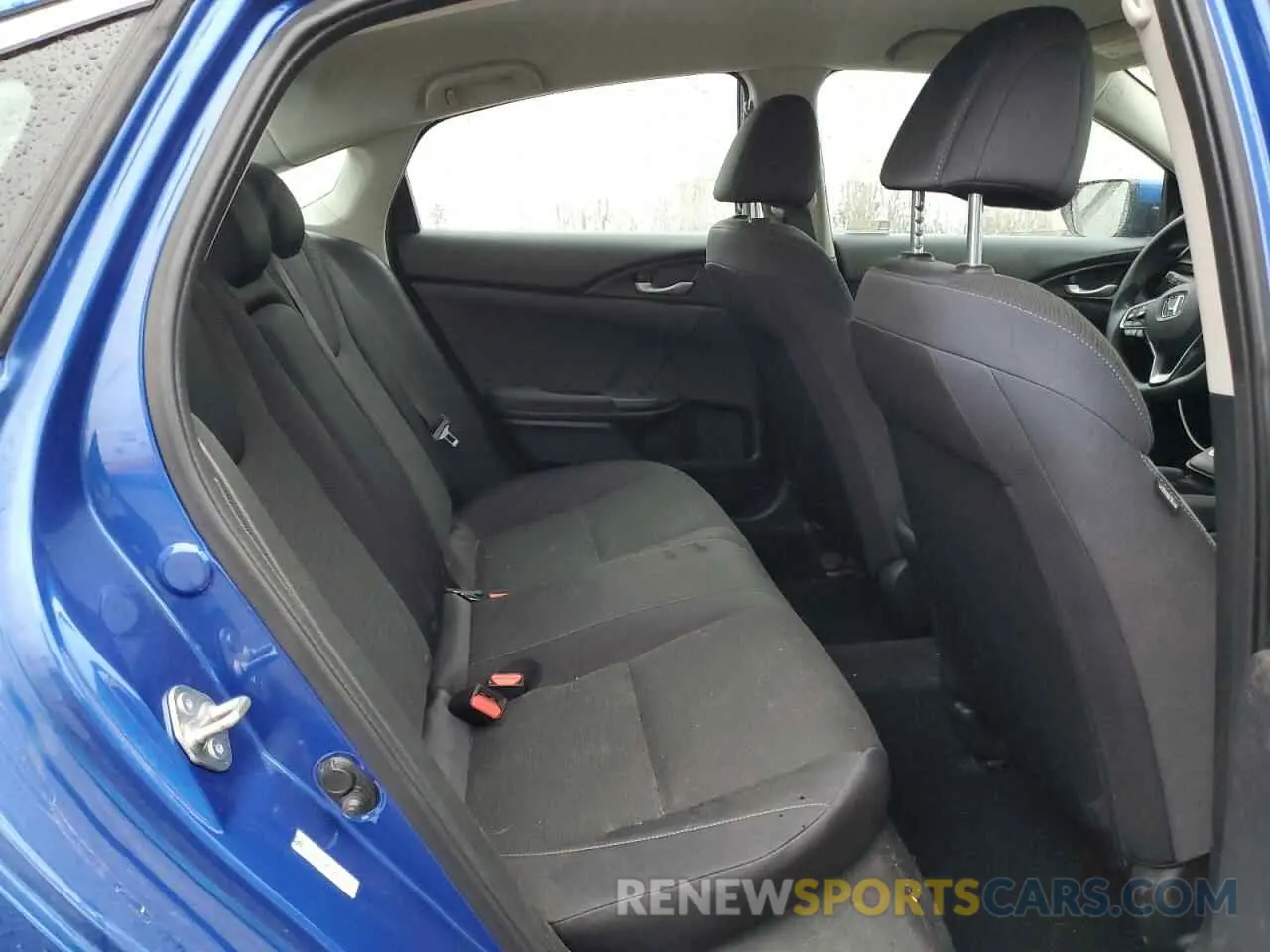 10 Photograph of a damaged car 19XZE4F54KE030101 HONDA INSIGHT 2019