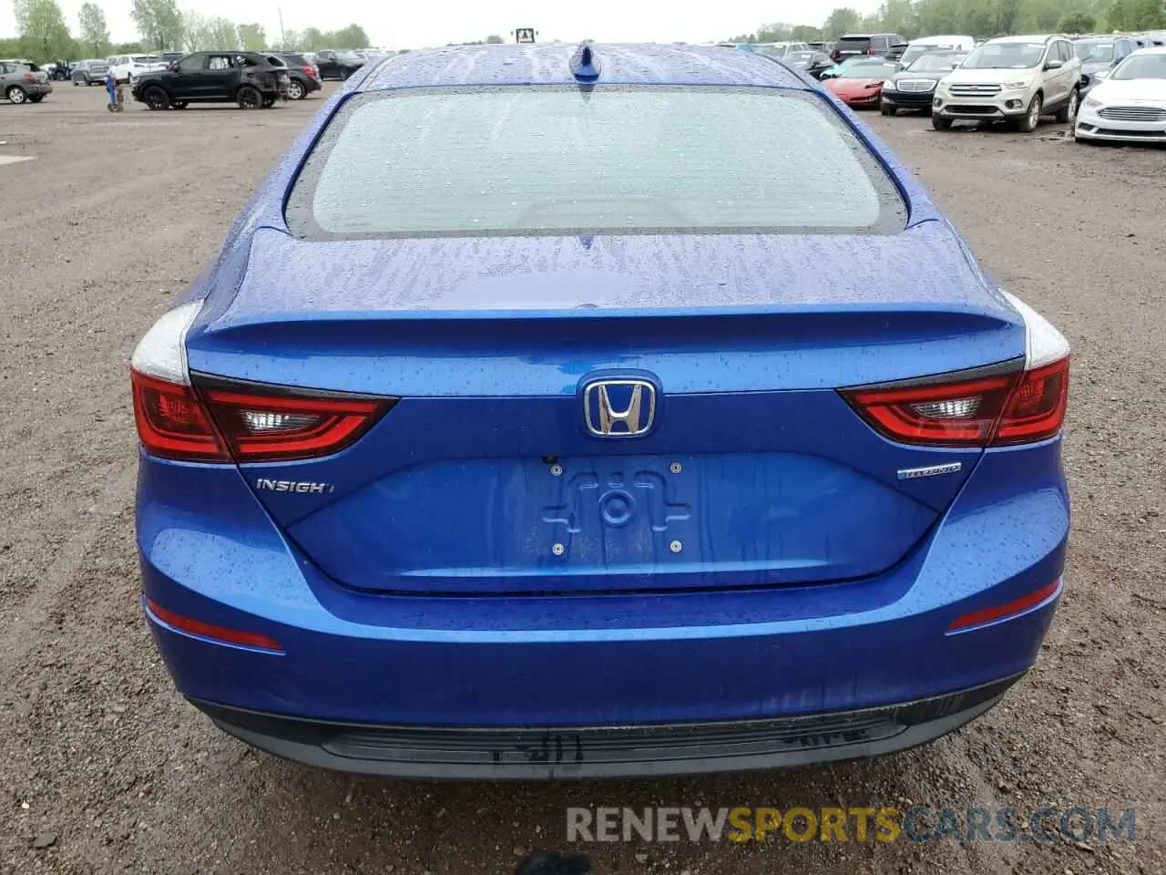 6 Photograph of a damaged car 19XZE4F54KE030101 HONDA INSIGHT 2019