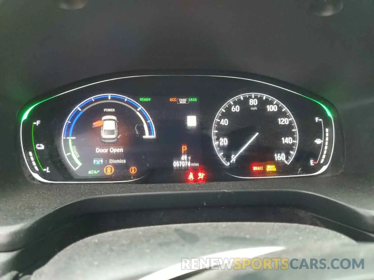9 Photograph of a damaged car 19XZE4F54KE030101 HONDA INSIGHT 2019