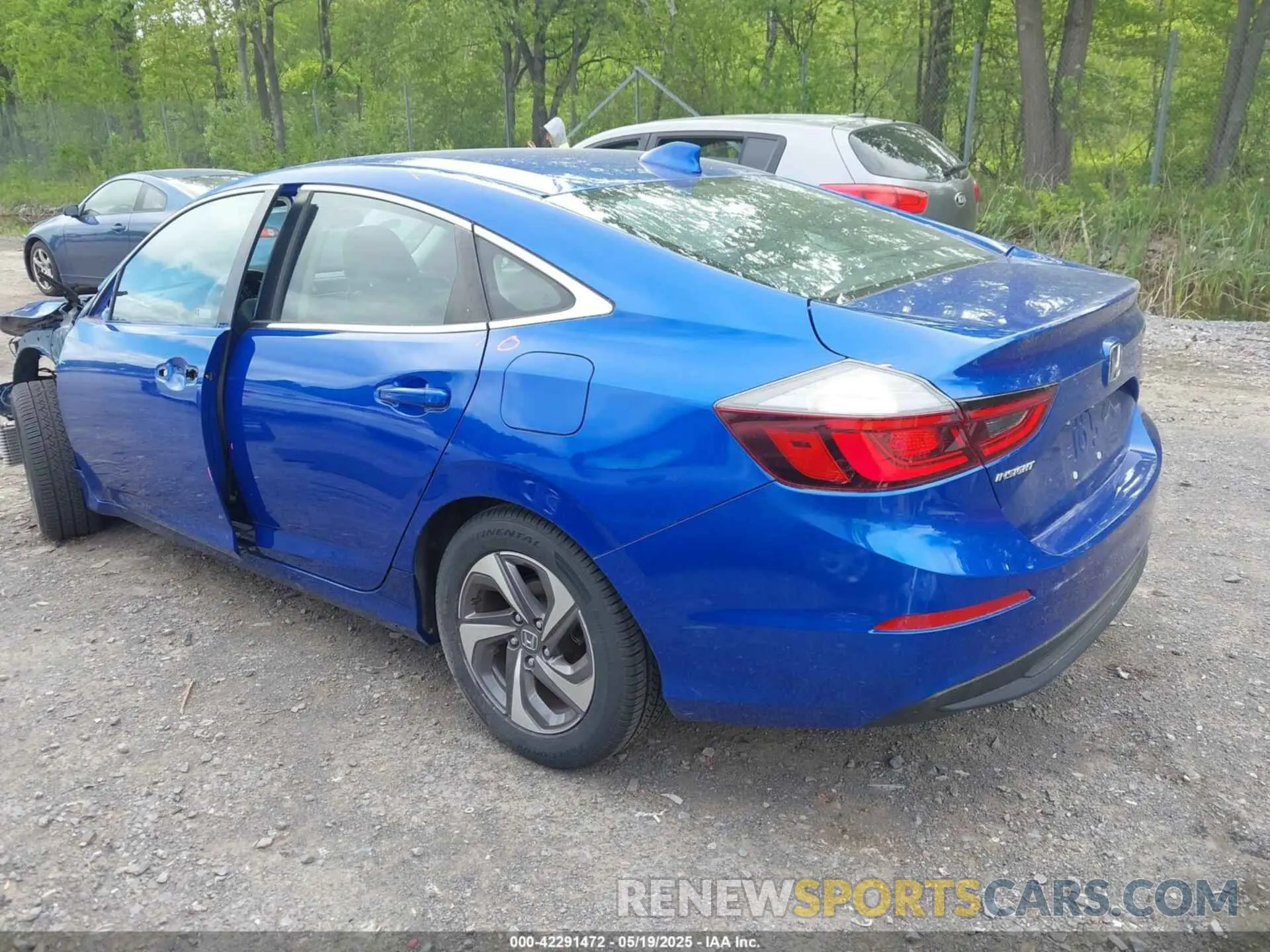 3 Photograph of a damaged car 19XZE4F55KE022055 HONDA INSIGHT 2019