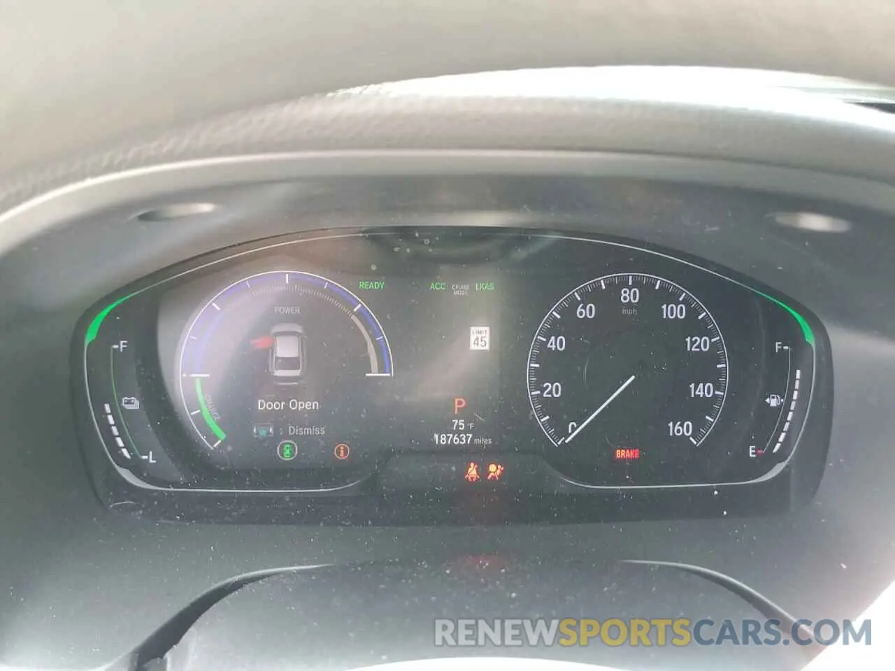 9 Photograph of a damaged car 19XZE4F55KE031676 HONDA INSIGHT 2019