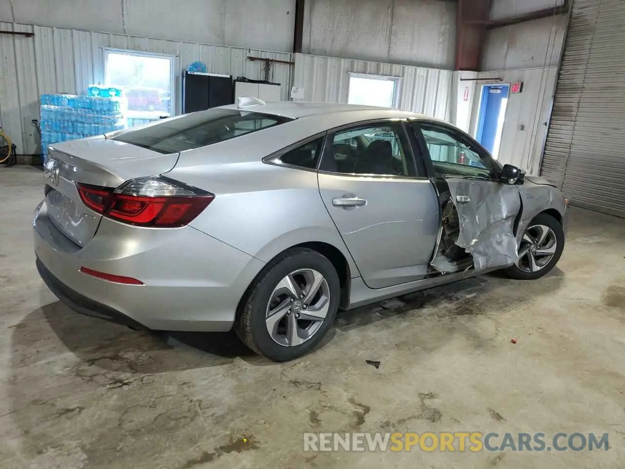 3 Photograph of a damaged car 19XZE4F56KE023943 HONDA INSIGHT 2019