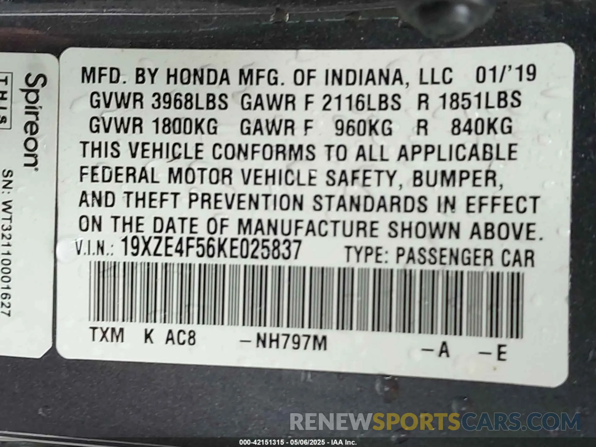 9 Photograph of a damaged car 19XZE4F56KE025837 HONDA INSIGHT 2019