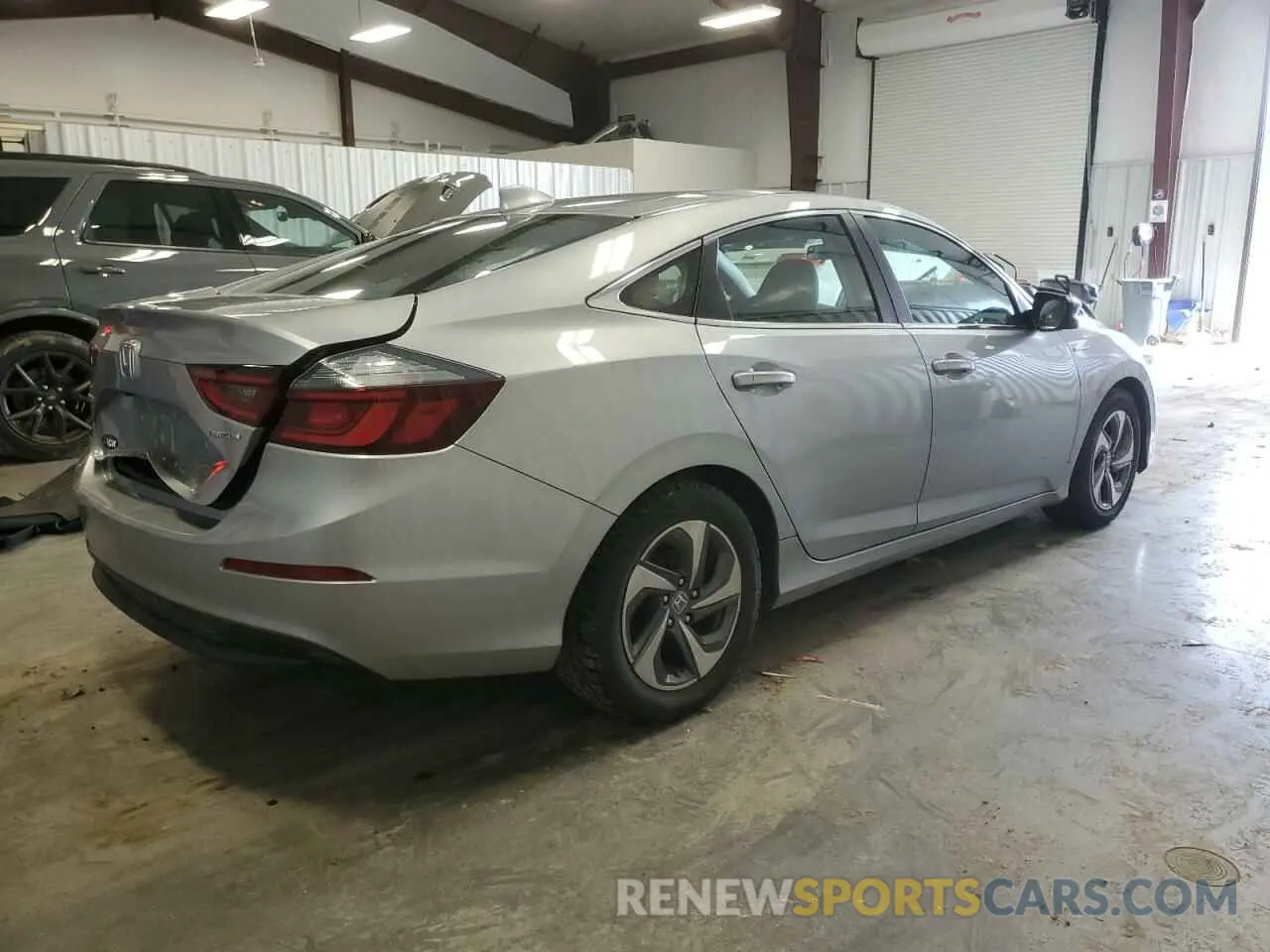 3 Photograph of a damaged car 19XZE4F57KE008173 HONDA INSIGHT 2019