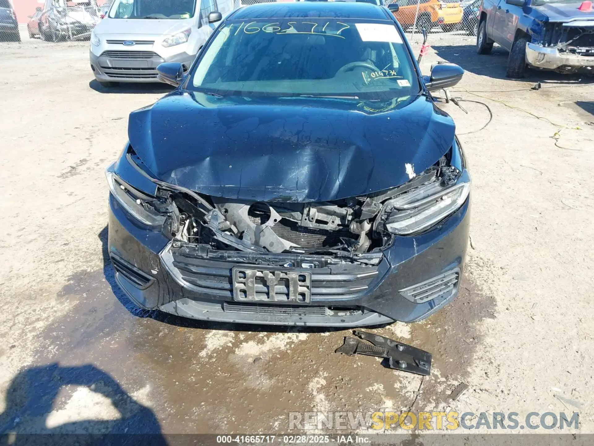6 Photograph of a damaged car 19XZE4F57KE014734 HONDA INSIGHT 2019