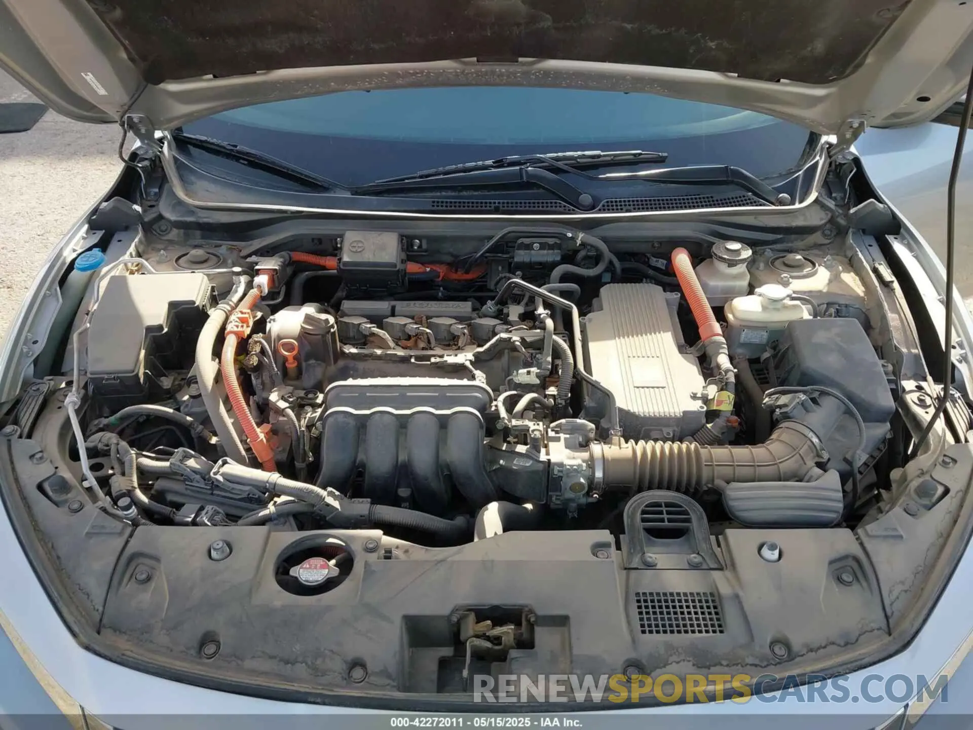10 Photograph of a damaged car 19XZE4F57KE018251 HONDA INSIGHT 2019