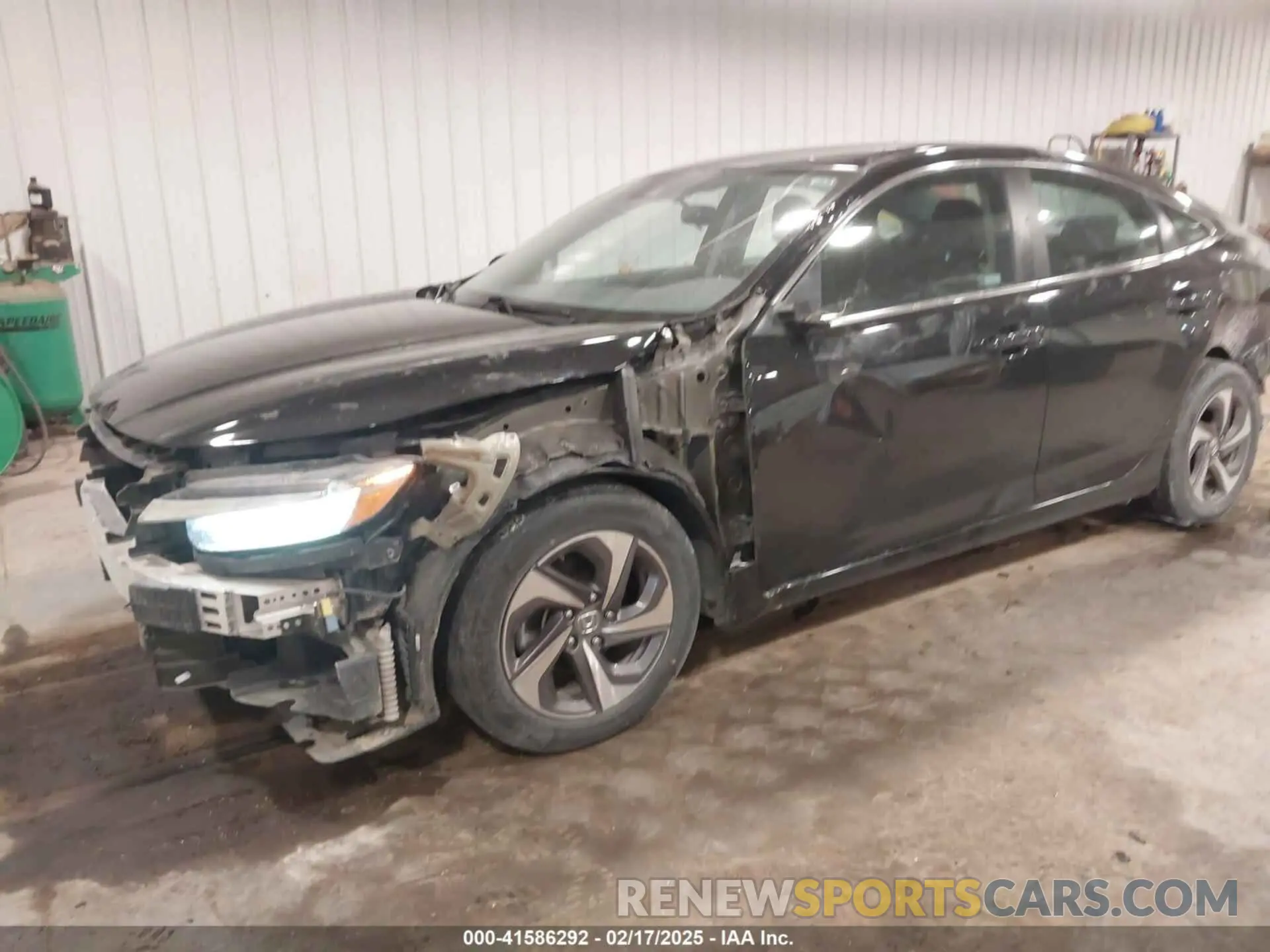 6 Photograph of a damaged car 19XZE4F57KE029475 HONDA INSIGHT 2019