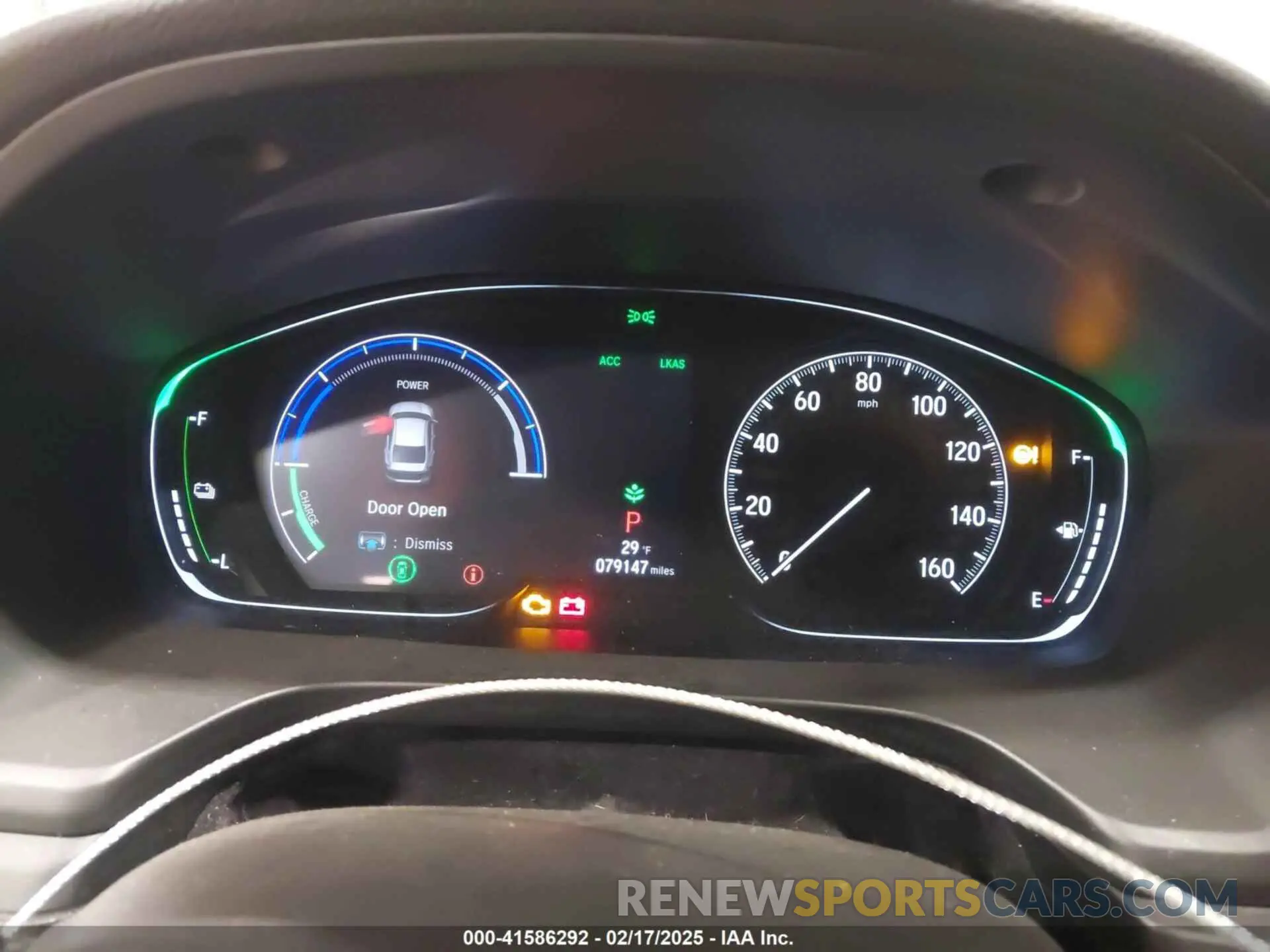 7 Photograph of a damaged car 19XZE4F57KE029475 HONDA INSIGHT 2019