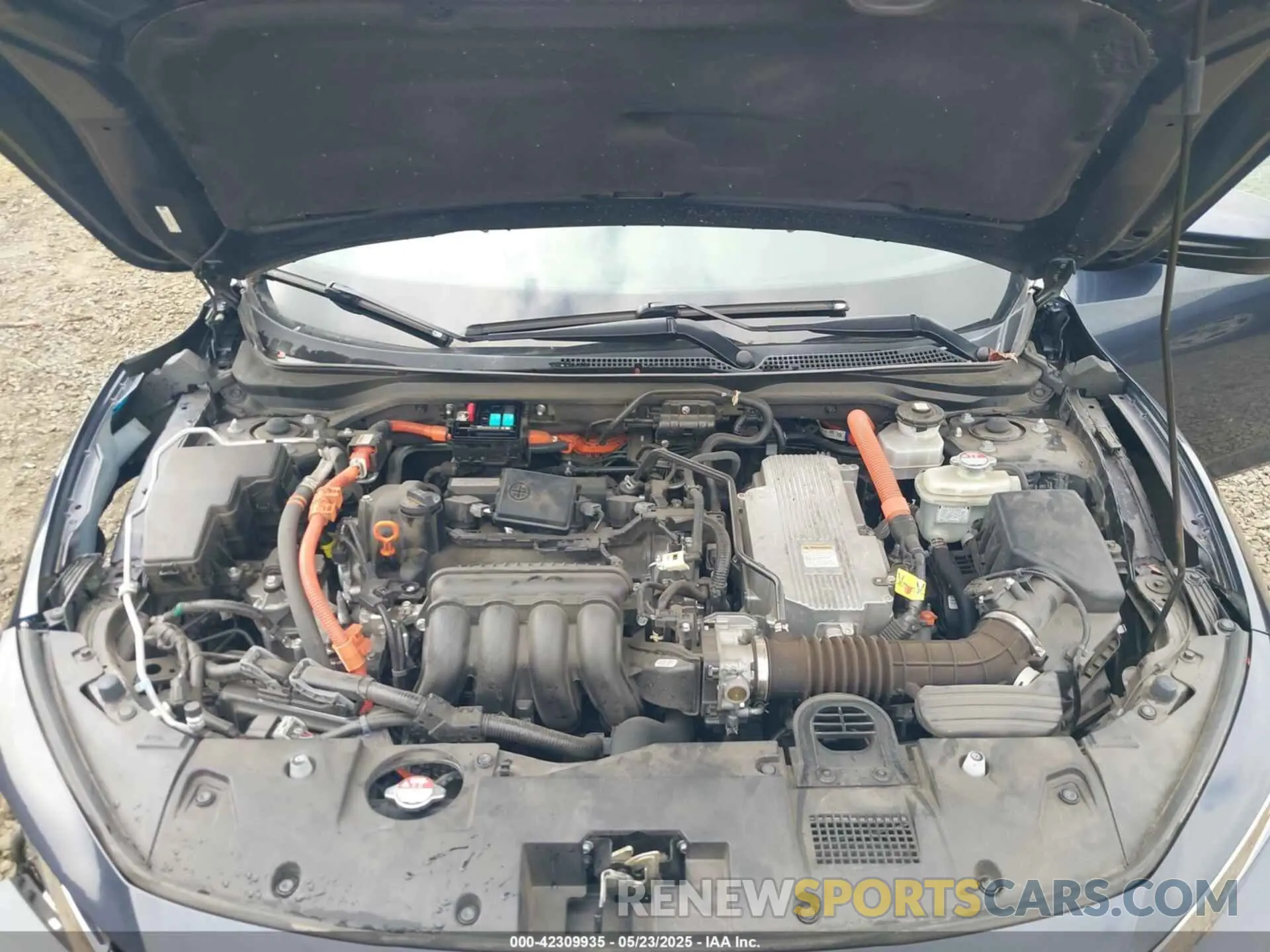 10 Photograph of a damaged car 19XZE4F57KE031887 HONDA INSIGHT 2019
