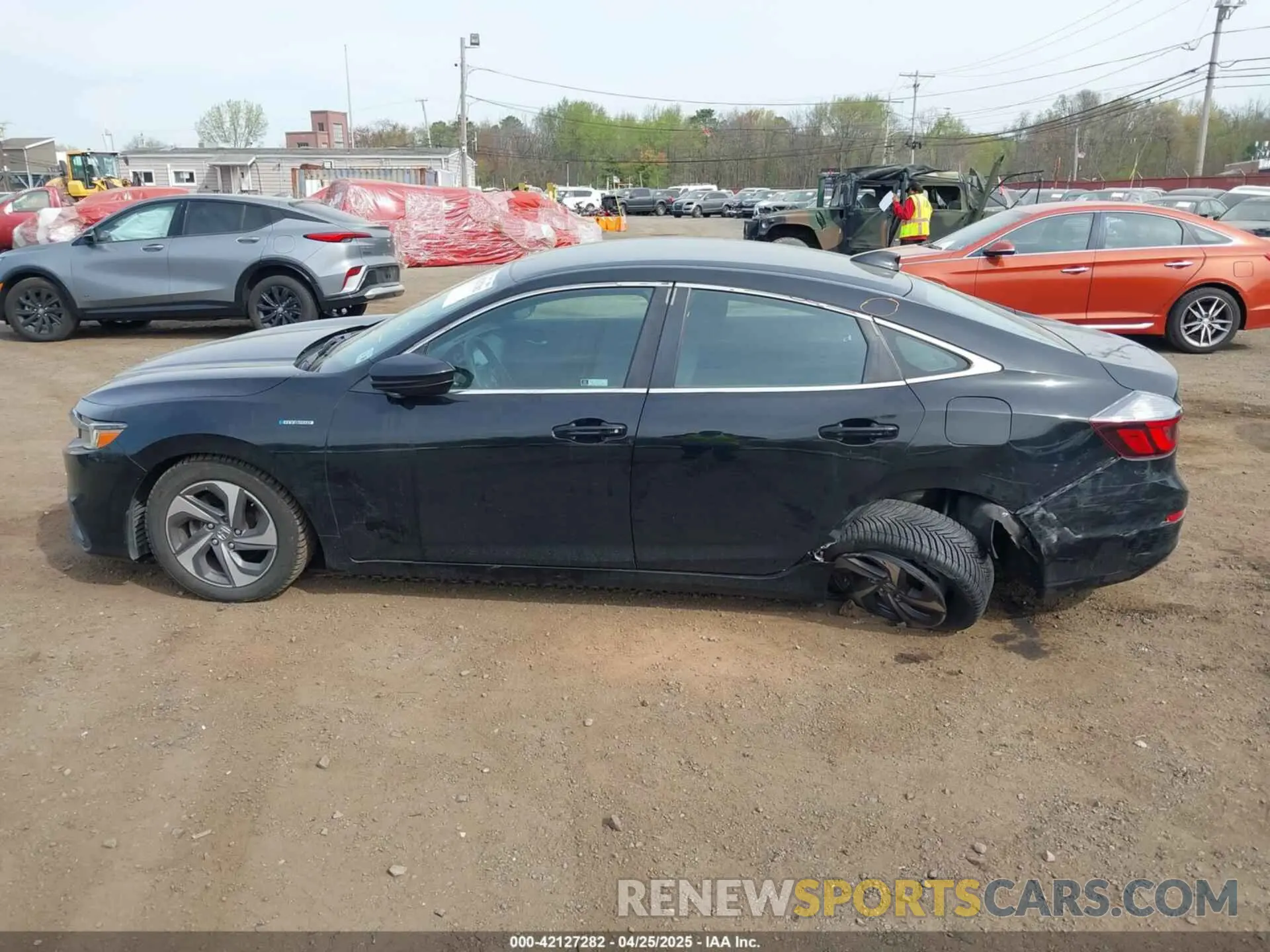 14 Photograph of a damaged car 19XZE4F58KE024446 HONDA INSIGHT 2019
