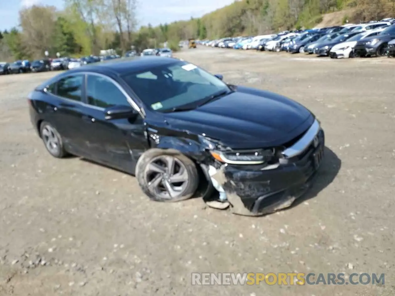 4 Photograph of a damaged car 19XZE4F58KE029663 HONDA INSIGHT 2019