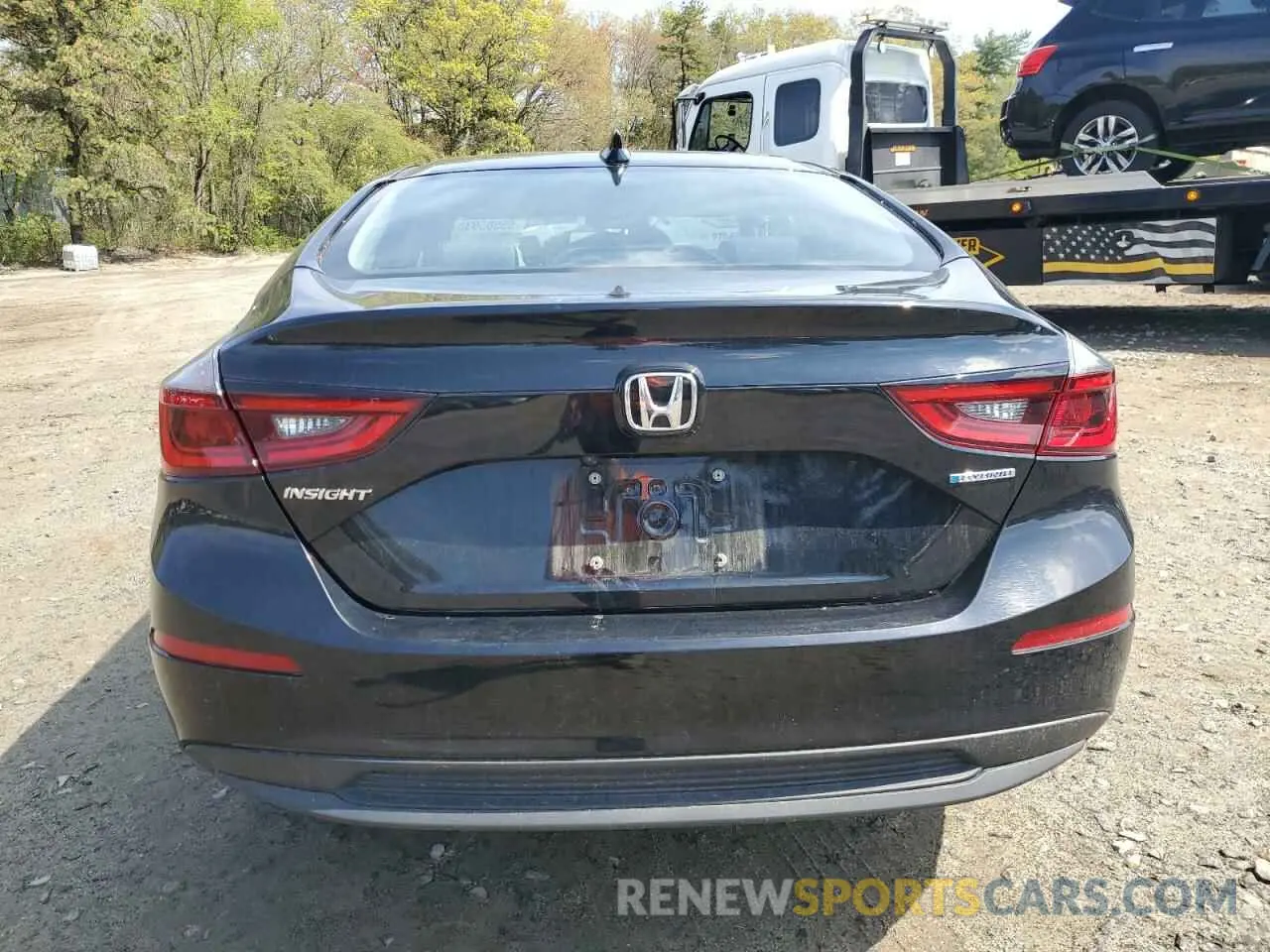 6 Photograph of a damaged car 19XZE4F58KE029663 HONDA INSIGHT 2019