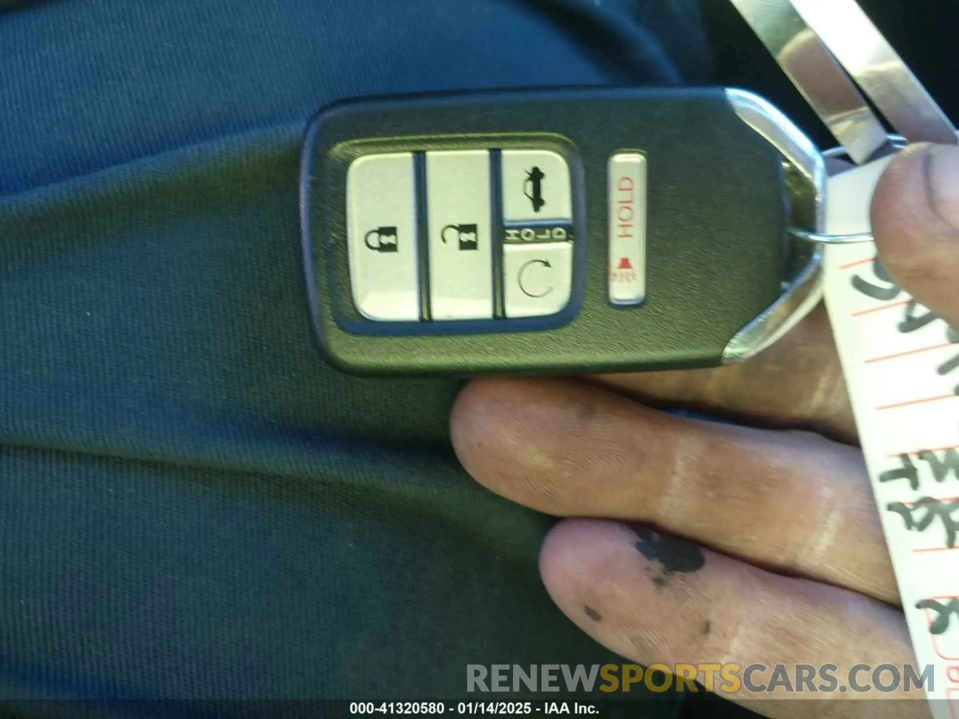 11 Photograph of a damaged car 19XZE4F59KE007669 HONDA INSIGHT 2019