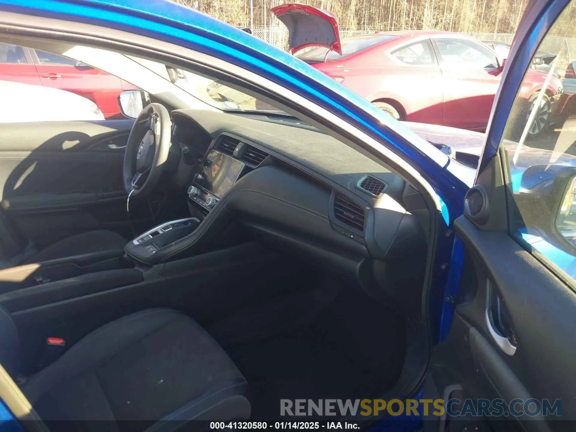 5 Photograph of a damaged car 19XZE4F59KE007669 HONDA INSIGHT 2019