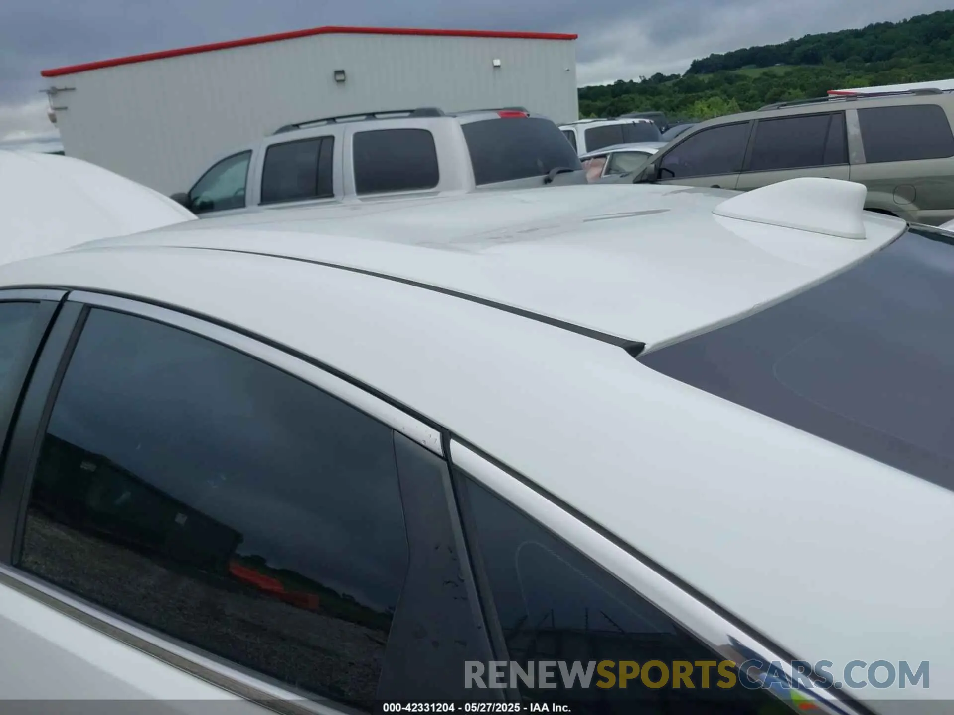 6 Photograph of a damaged car 19XZE4F5XKE009320 HONDA INSIGHT 2019