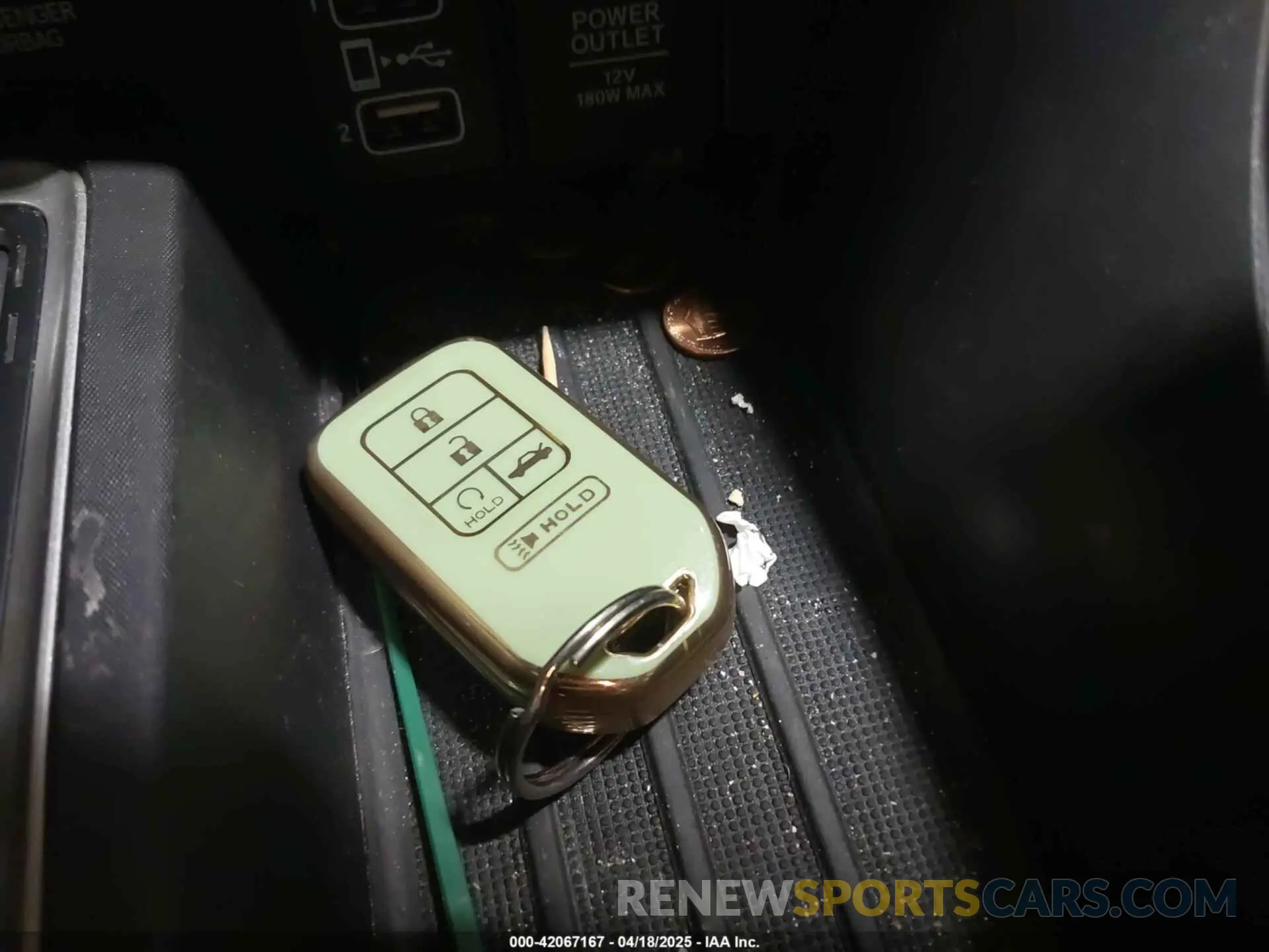 11 Photograph of a damaged car 19XZE4F5XKE013870 HONDA INSIGHT 2019