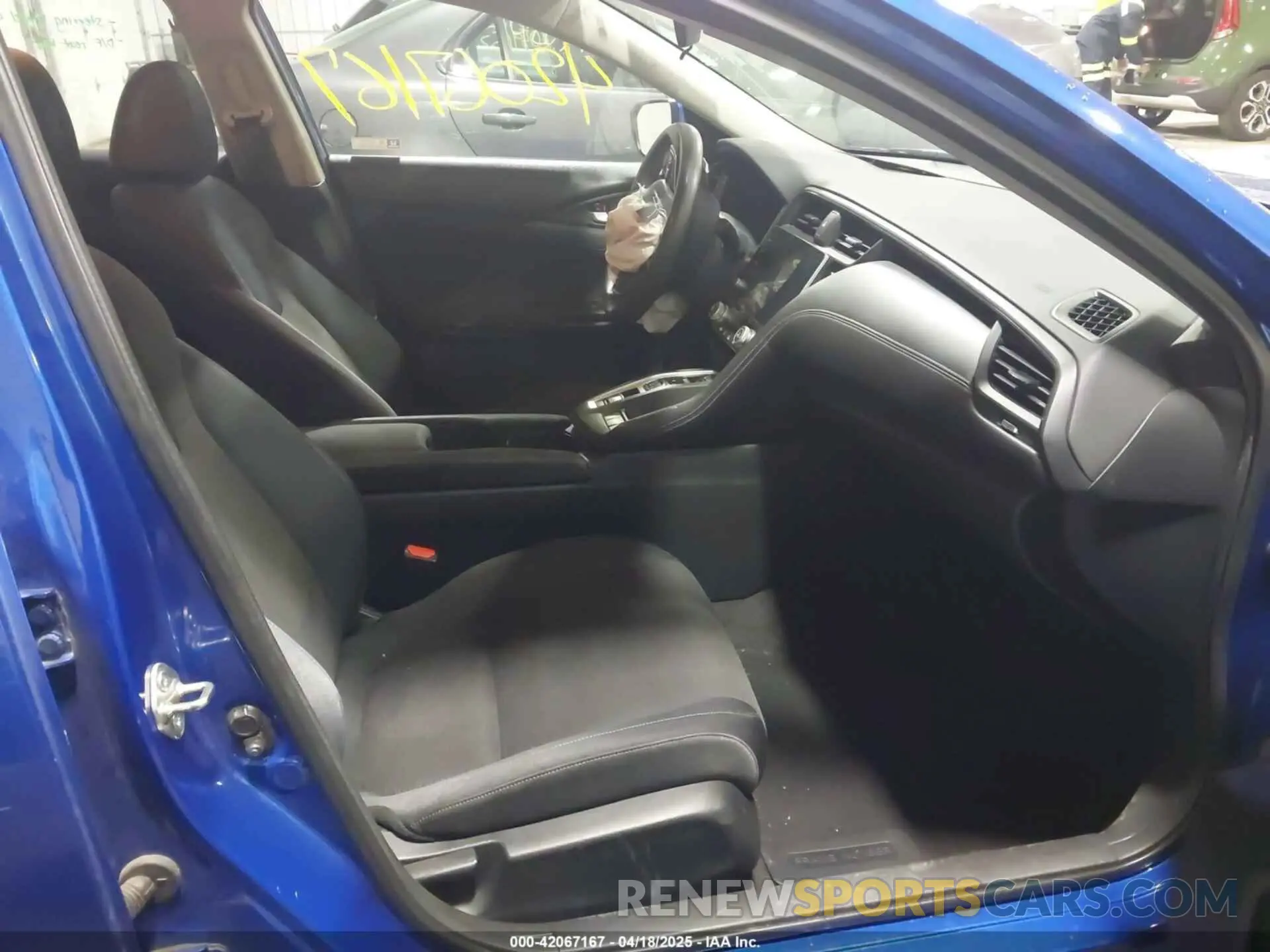 5 Photograph of a damaged car 19XZE4F5XKE013870 HONDA INSIGHT 2019