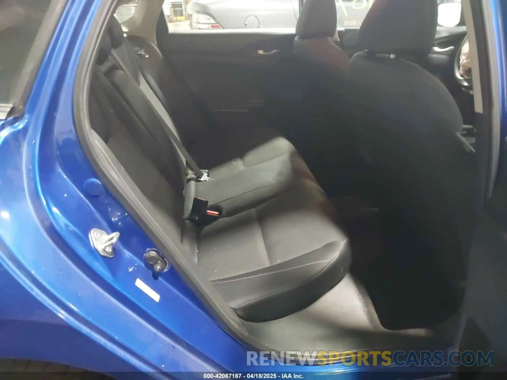 8 Photograph of a damaged car 19XZE4F5XKE013870 HONDA INSIGHT 2019