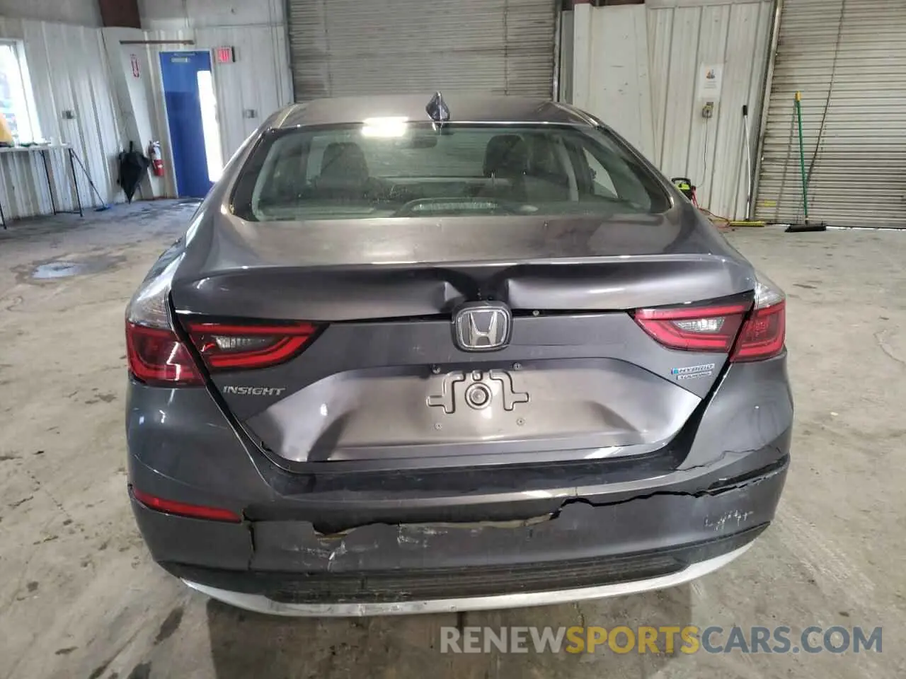 6 Photograph of a damaged car 19XZE4F91KE016367 HONDA INSIGHT 2019