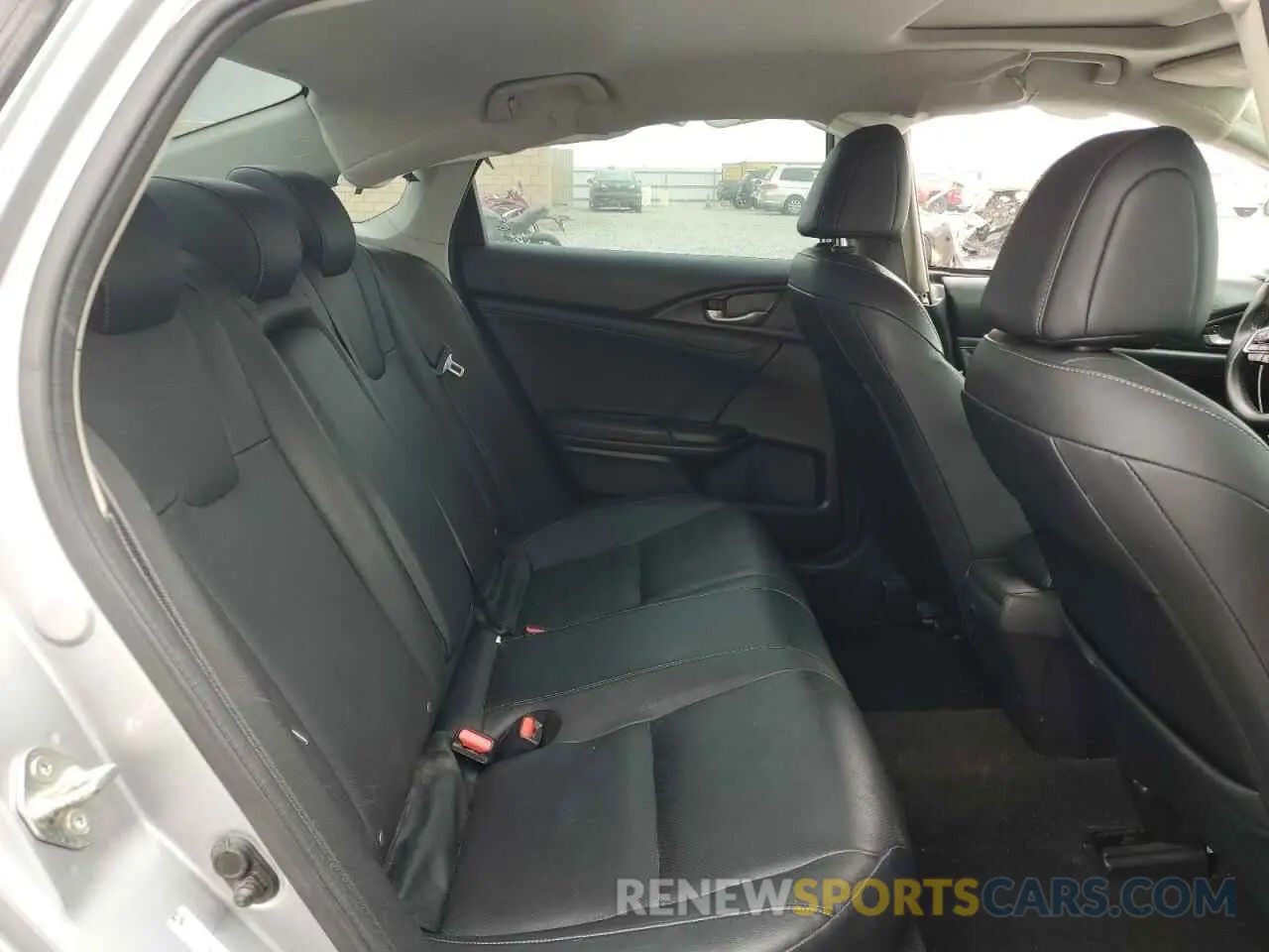 10 Photograph of a damaged car 19XZE4F91KE022721 HONDA INSIGHT 2019