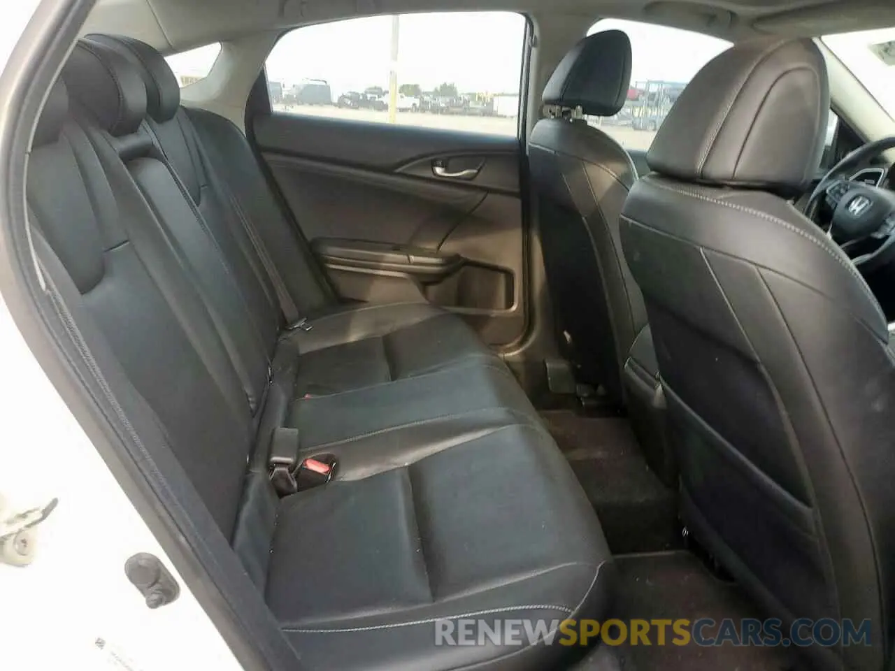 10 Photograph of a damaged car 19XZE4F91KE033721 HONDA INSIGHT 2019