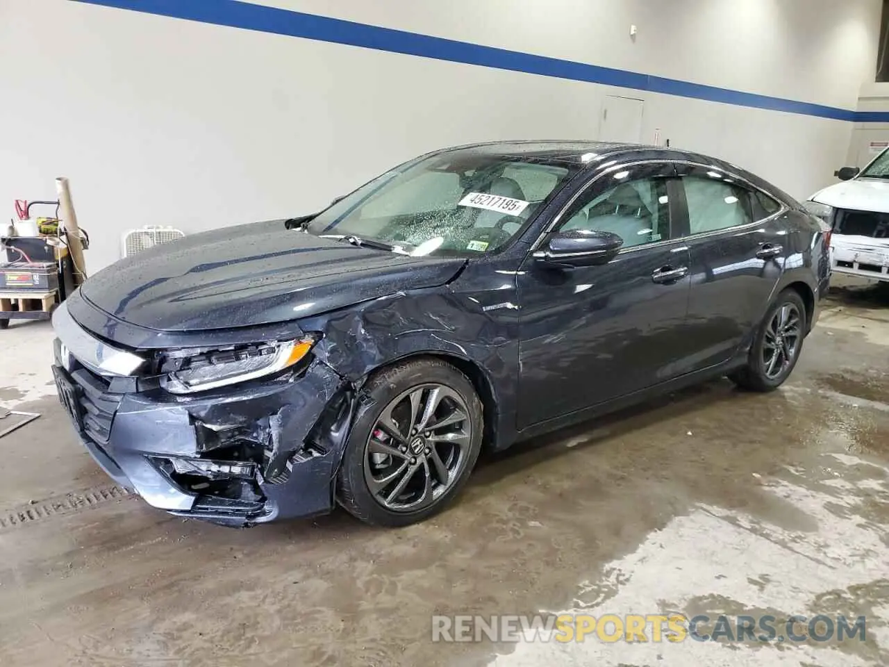 1 Photograph of a damaged car 19XZE4F92KE001800 HONDA INSIGHT 2019