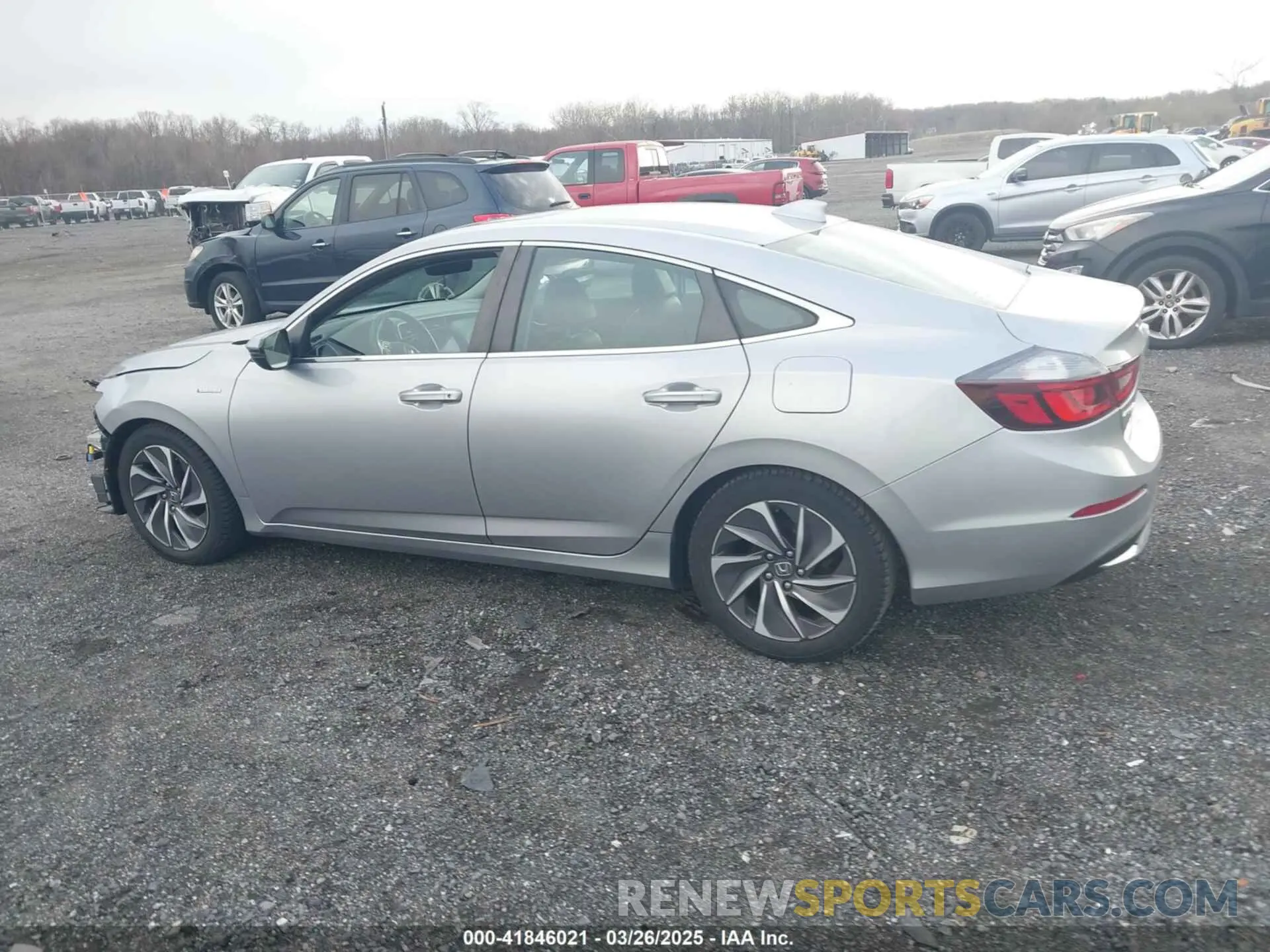 14 Photograph of a damaged car 19XZE4F93KE003037 HONDA INSIGHT 2019
