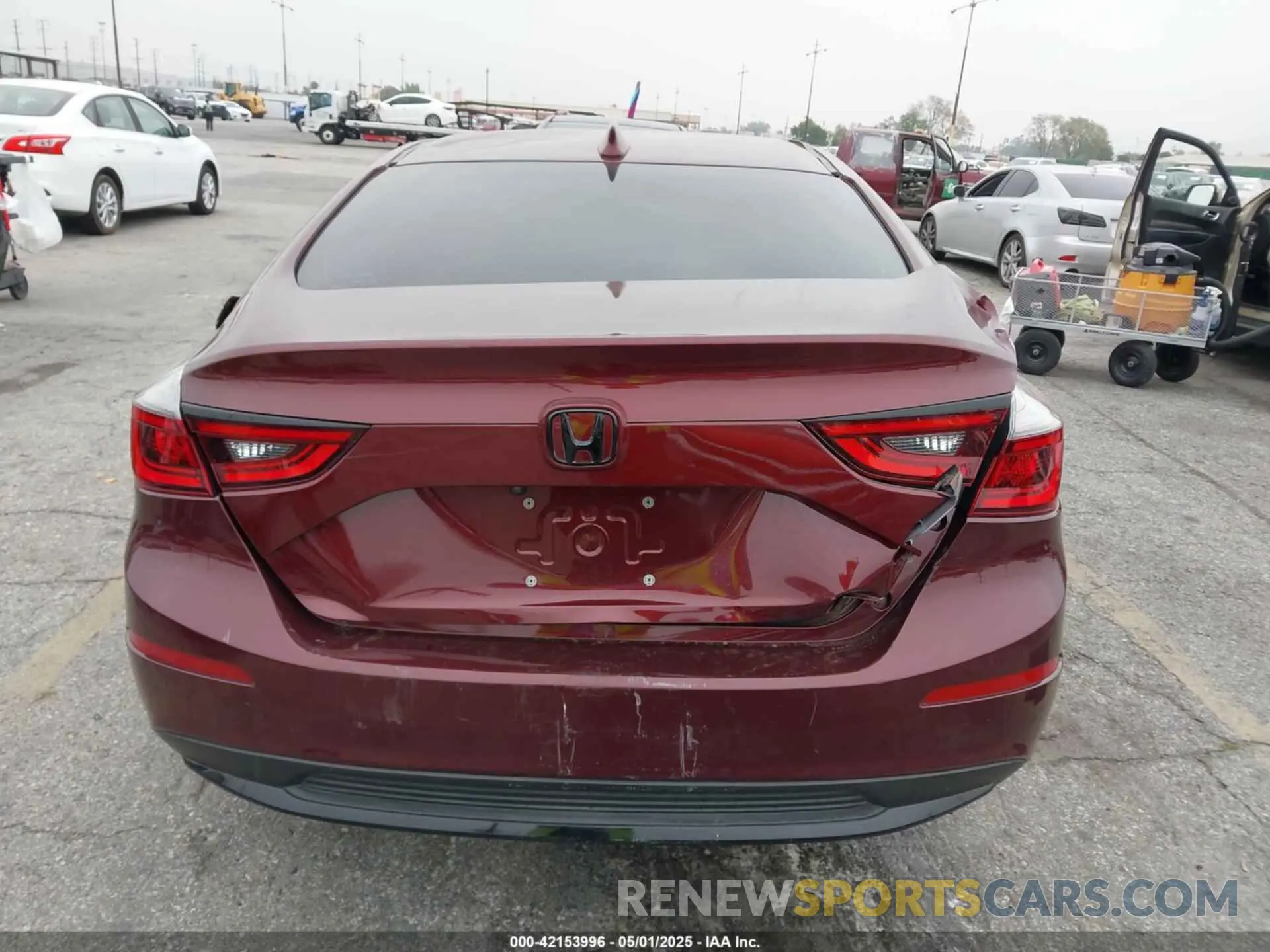 16 Photograph of a damaged car 19XZE4F93KE007802 HONDA INSIGHT 2019